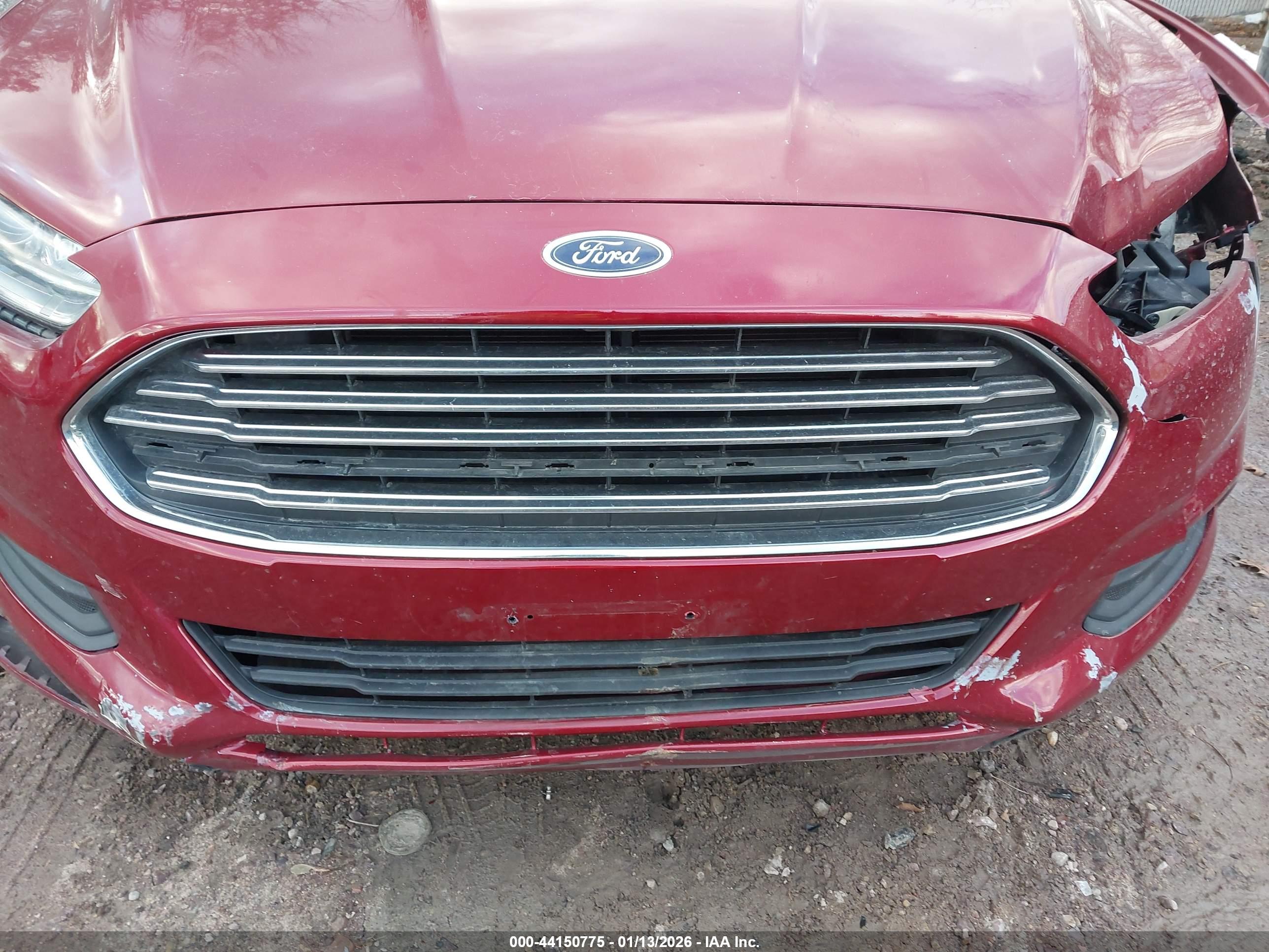 FORD FUSION image 6