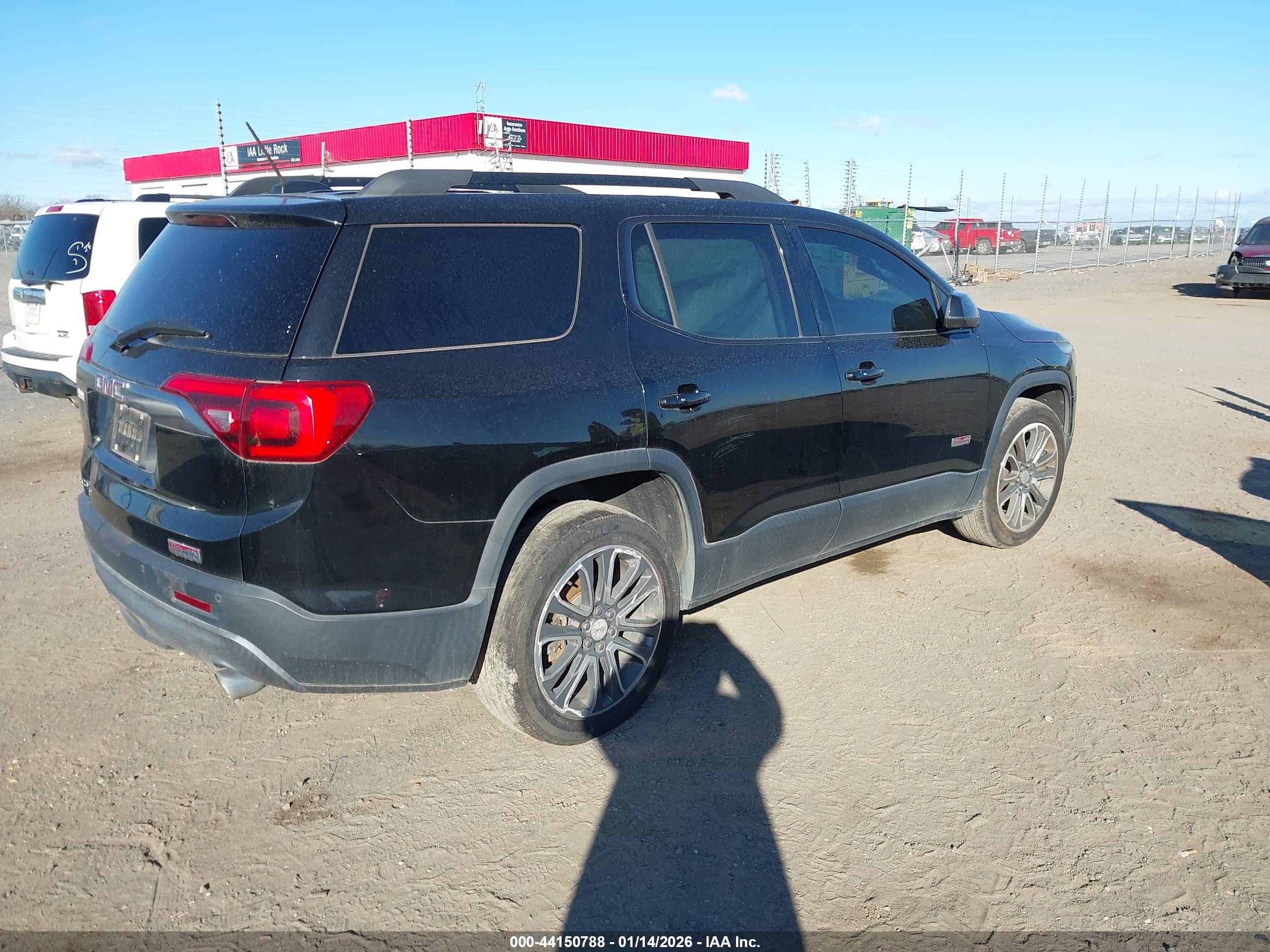 GMC ACADIA image 4