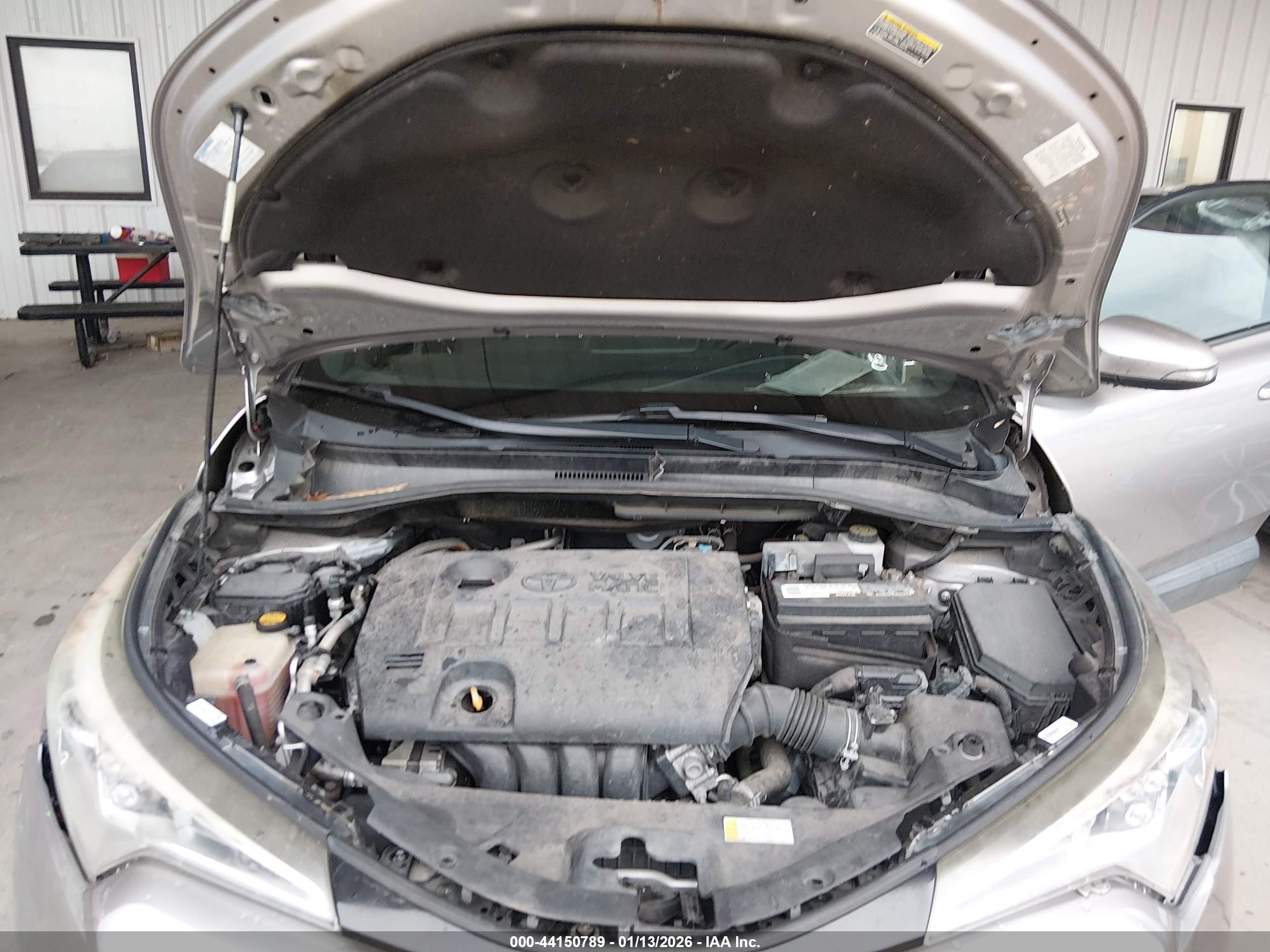 TOYOTA C-HR image 10