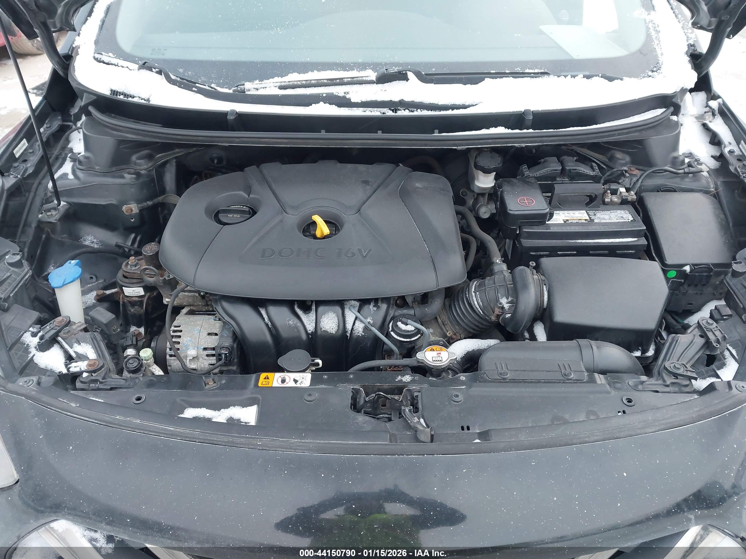 HYUNDAI ELANTRA image 10