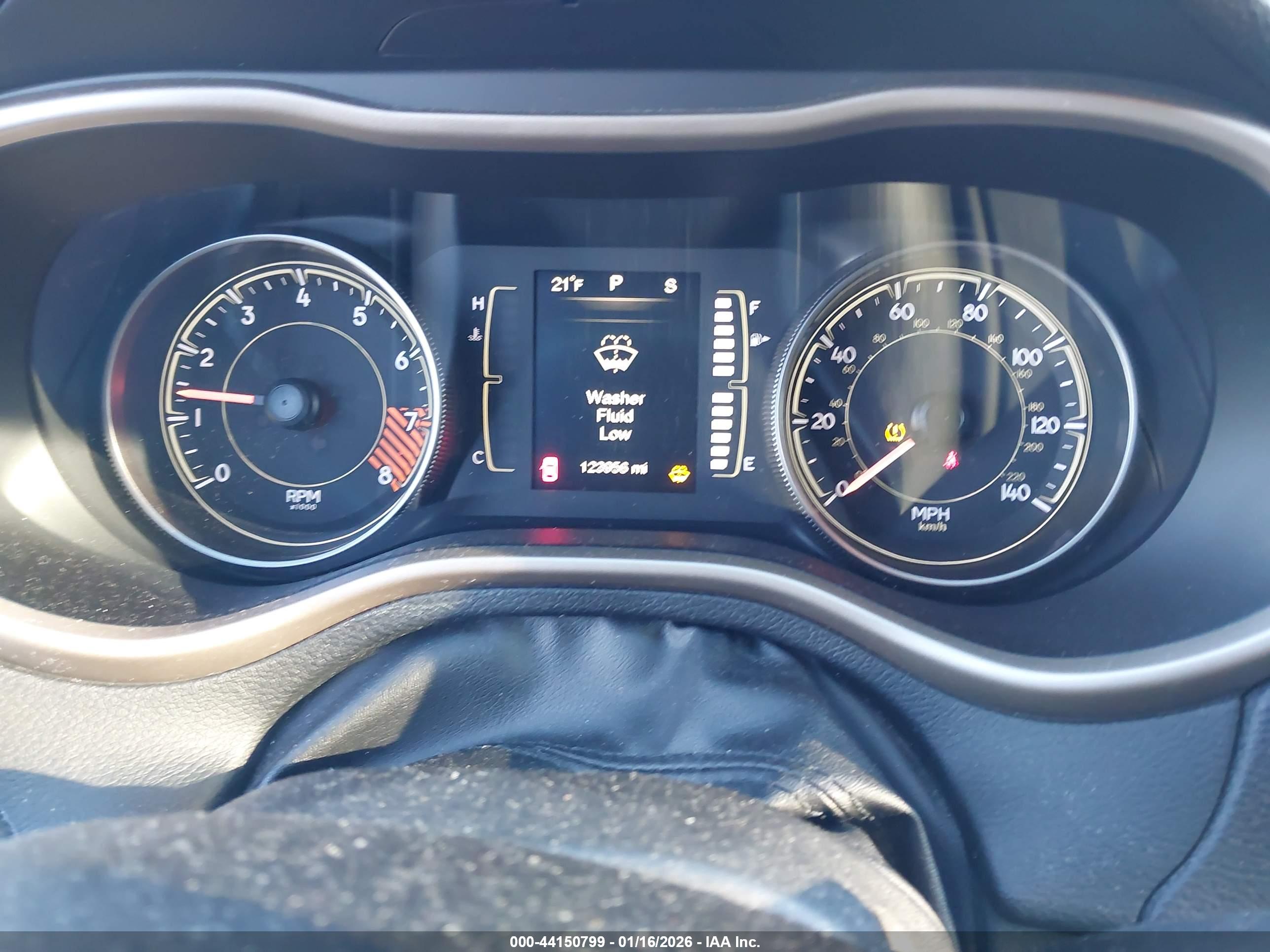 JEEP CHEROKEE image 7