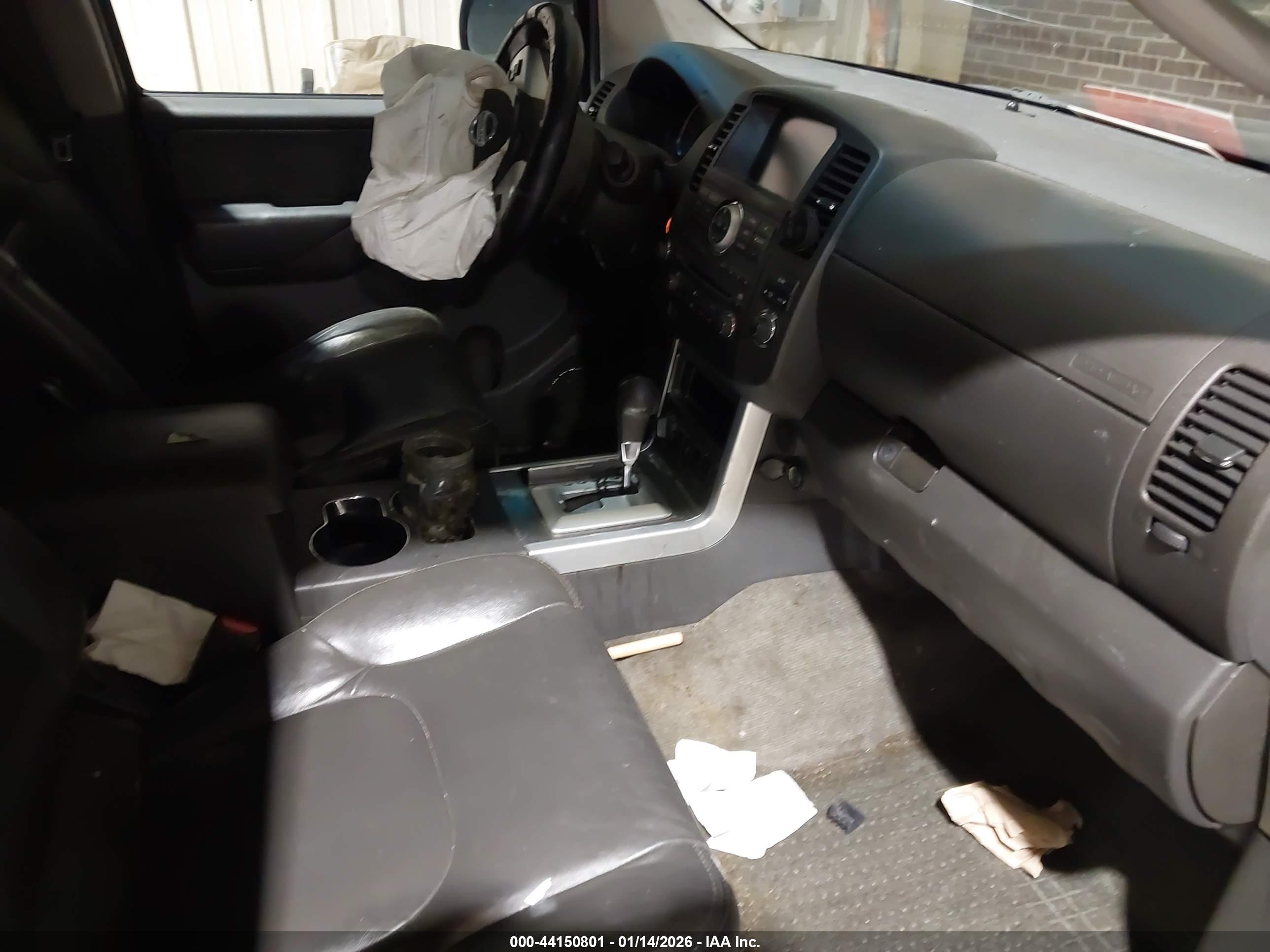 NISSAN PATHFINDER image 5