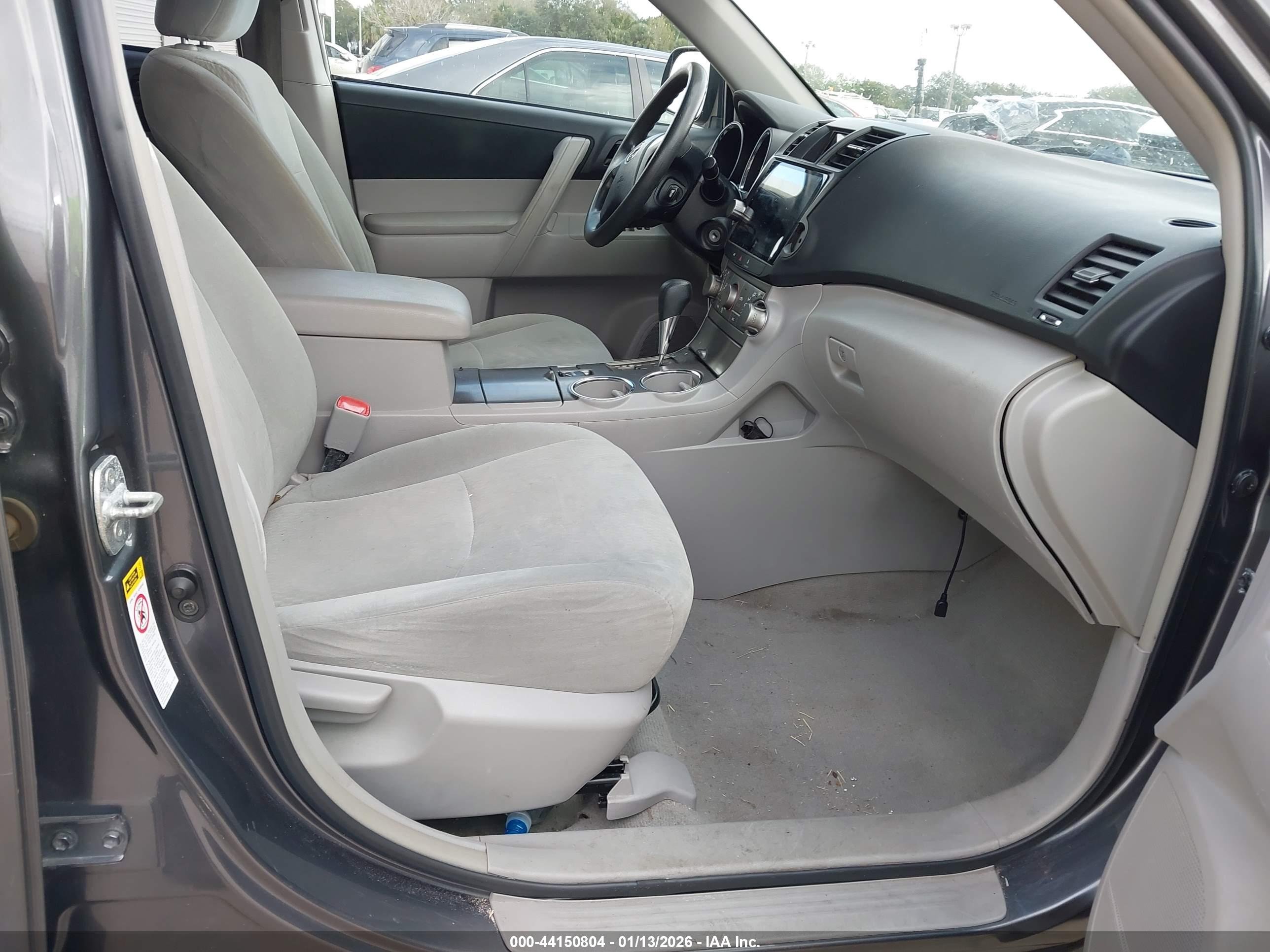 TOYOTA HIGHLANDER image 5