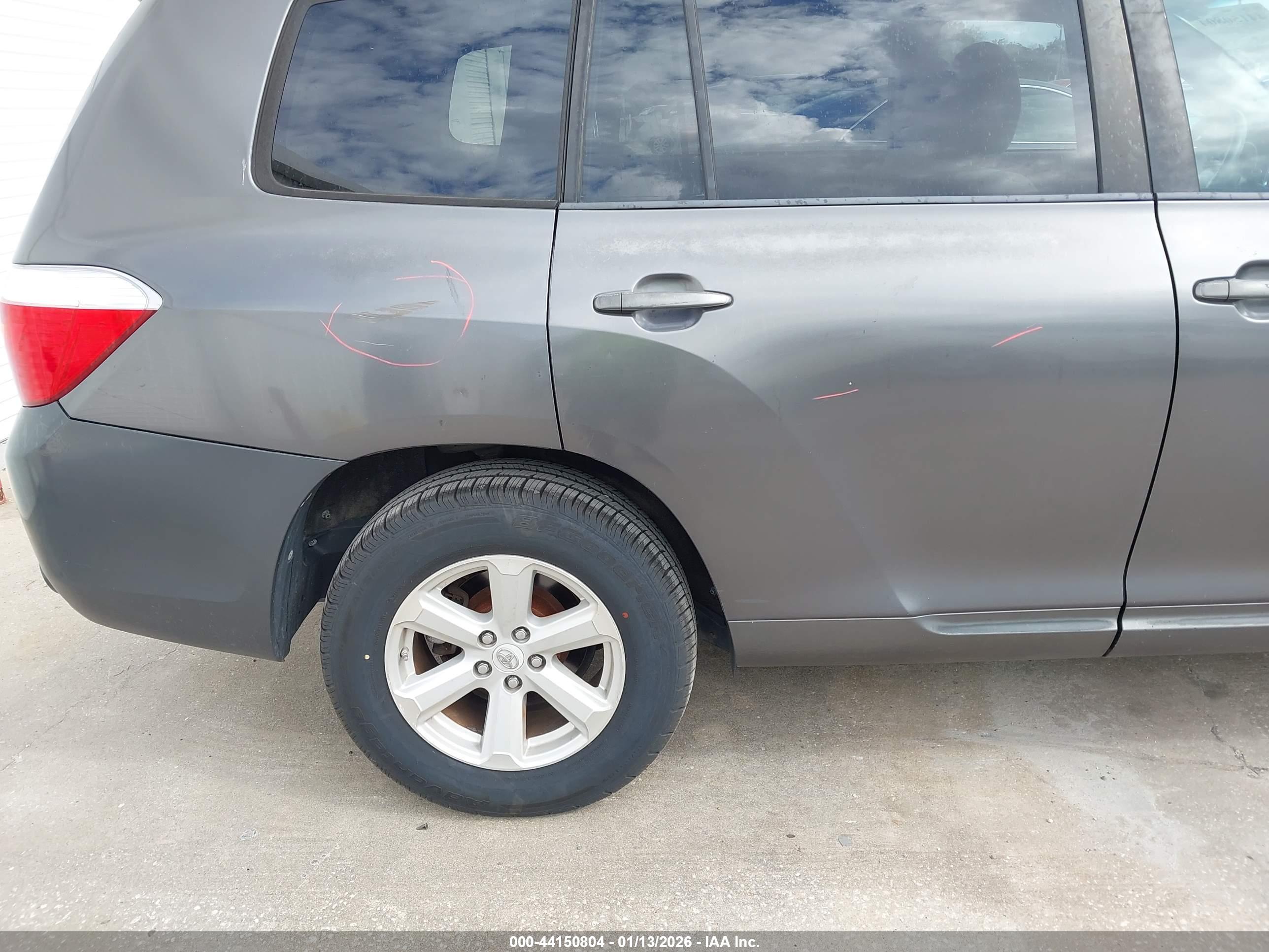 TOYOTA HIGHLANDER image 6