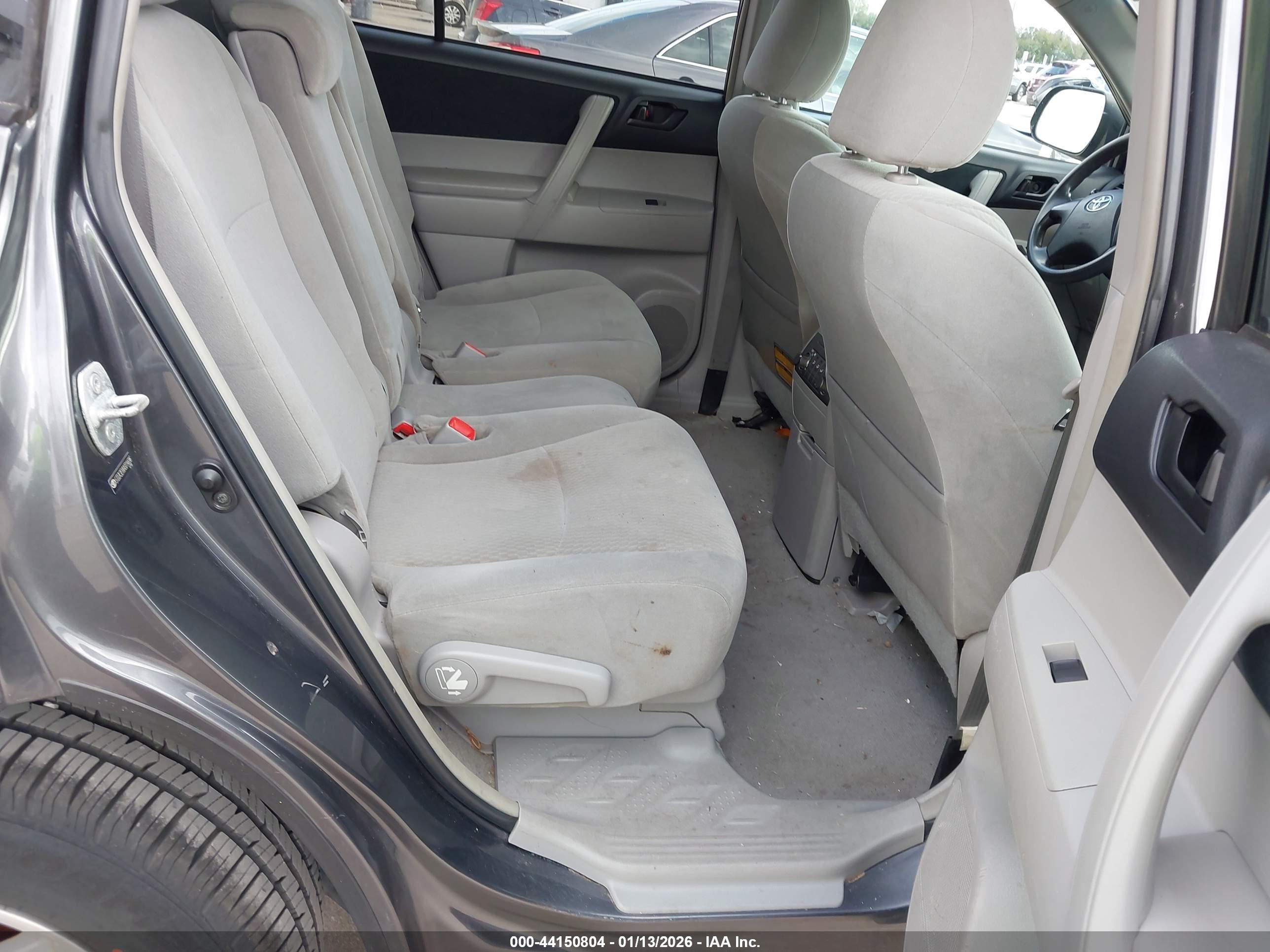 TOYOTA HIGHLANDER image 8