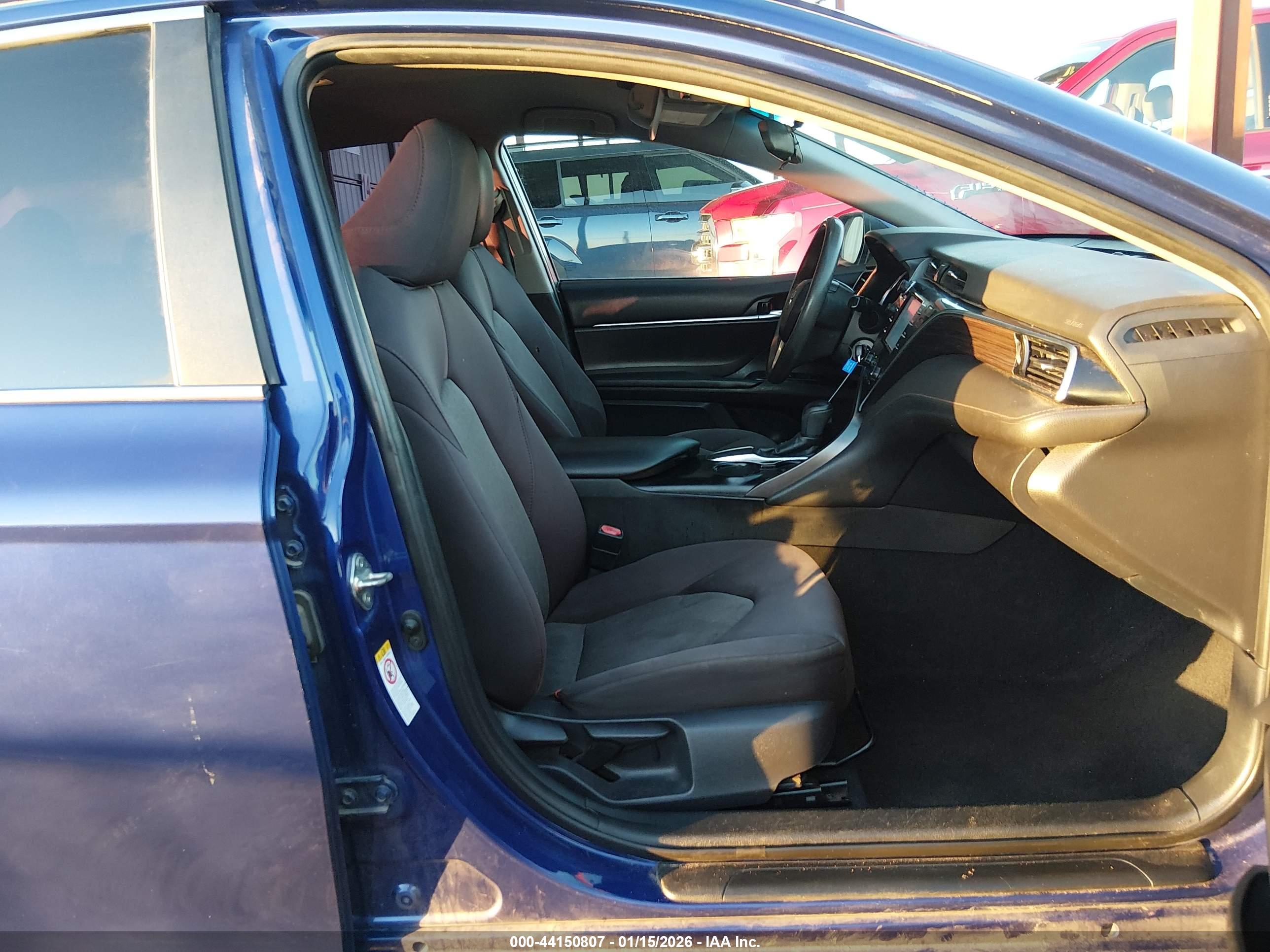TOYOTA CAMRY image 5