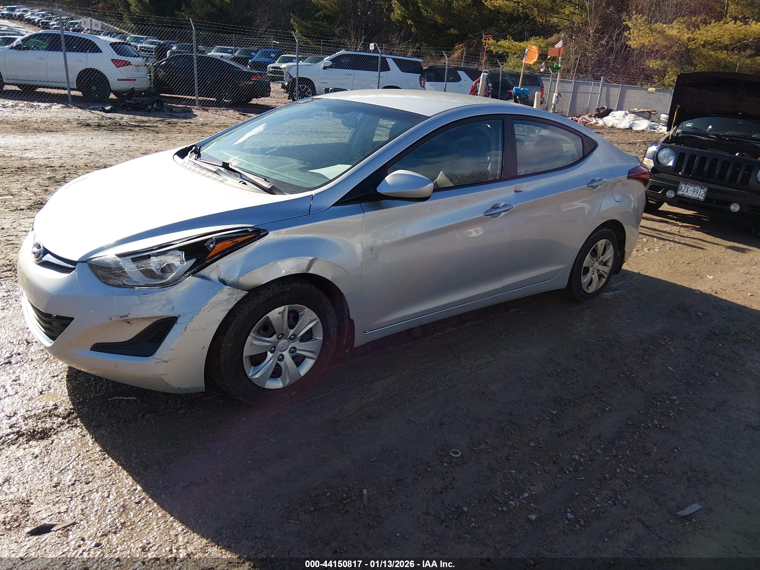 HYUNDAI ELANTRA image 2
