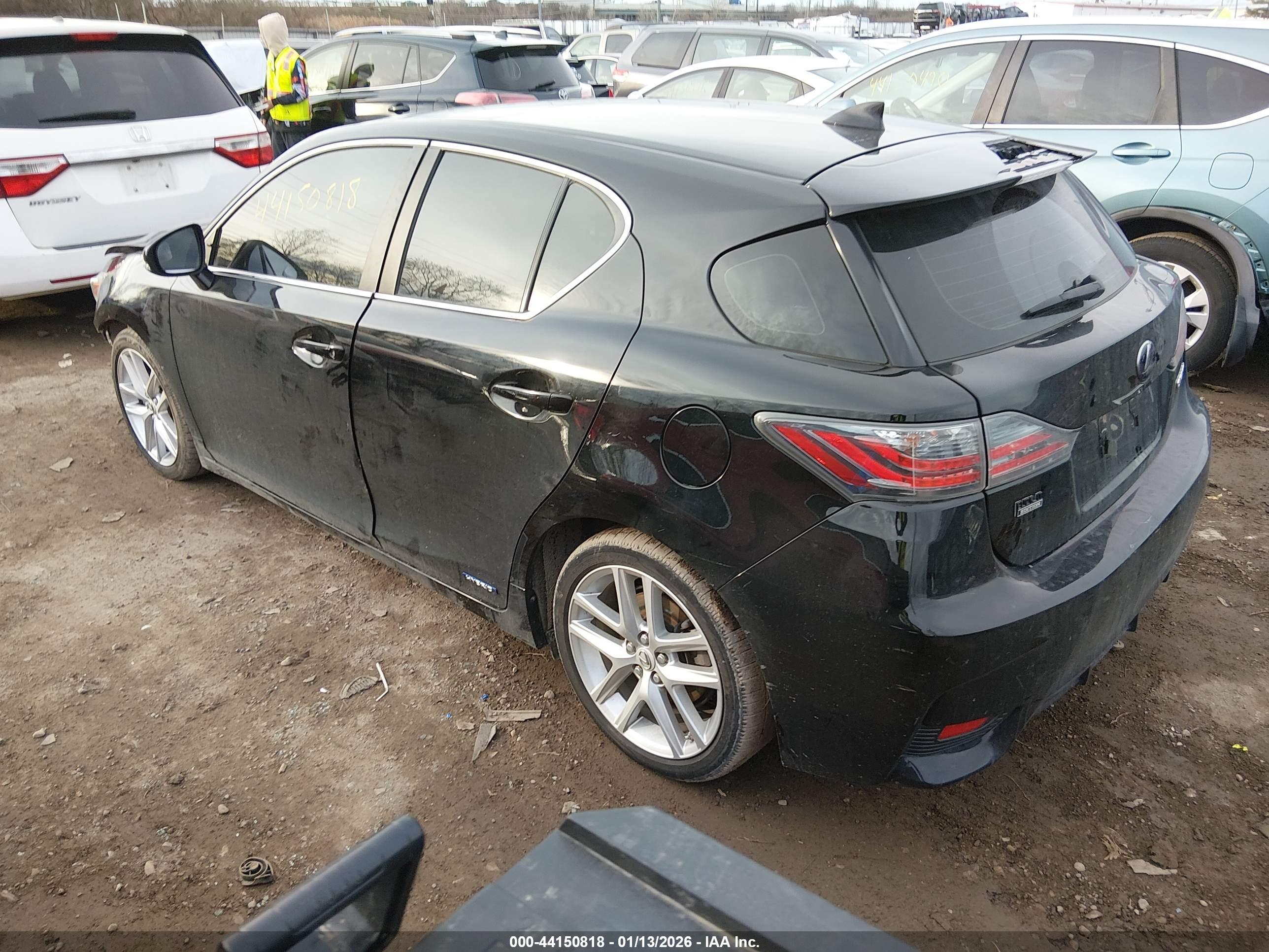 LEXUS CT image 3