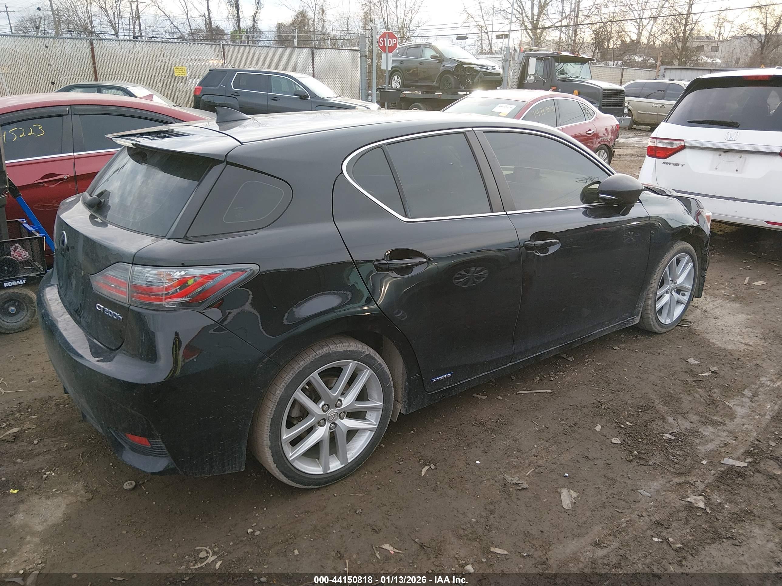LEXUS CT image 4
