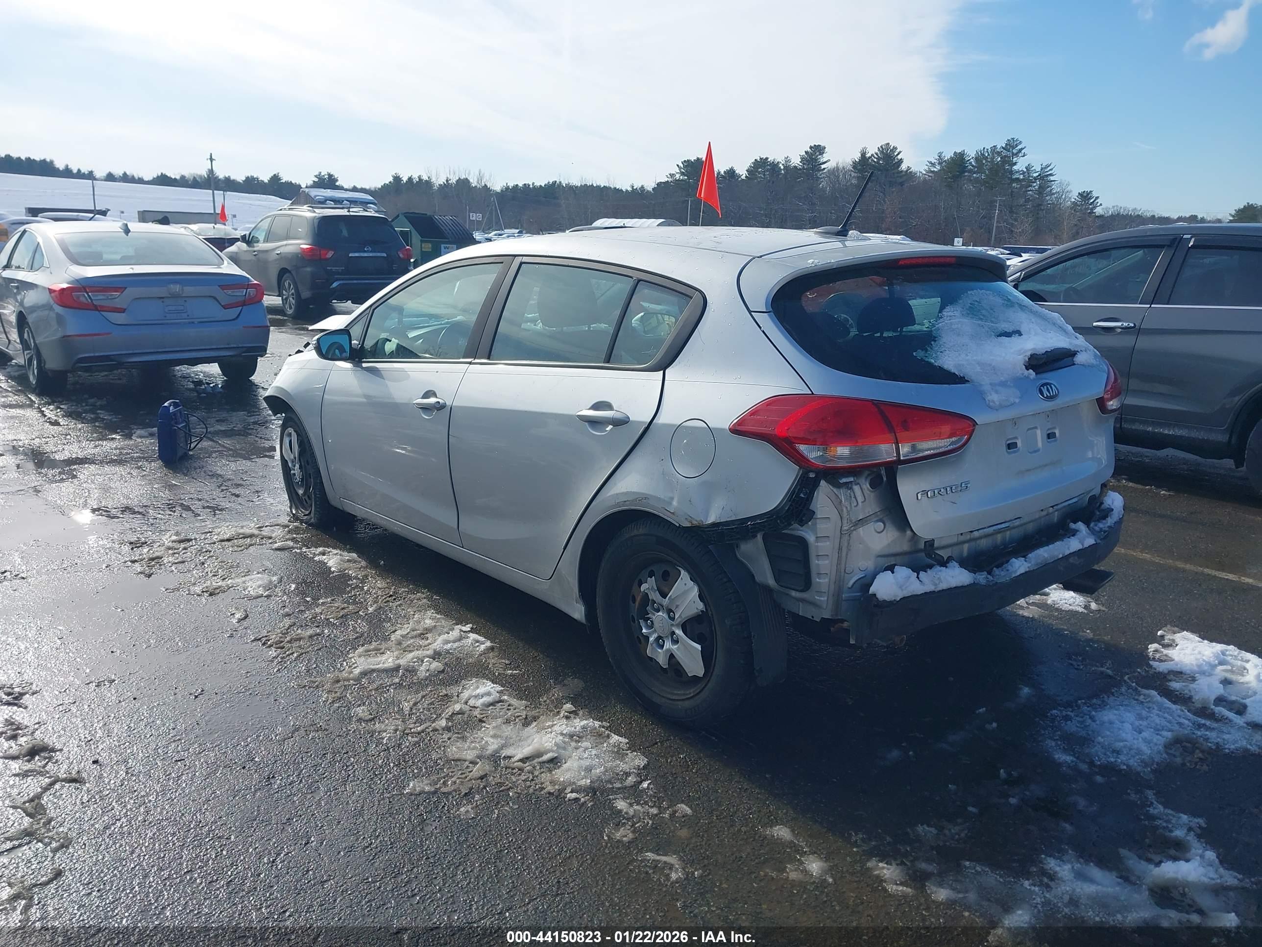 KIA FORTE image 3