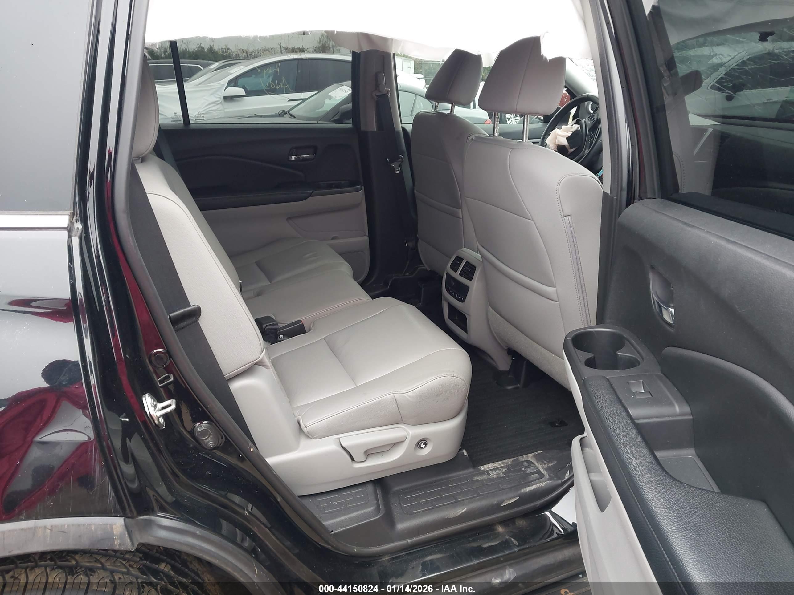 HONDA PILOT image 8