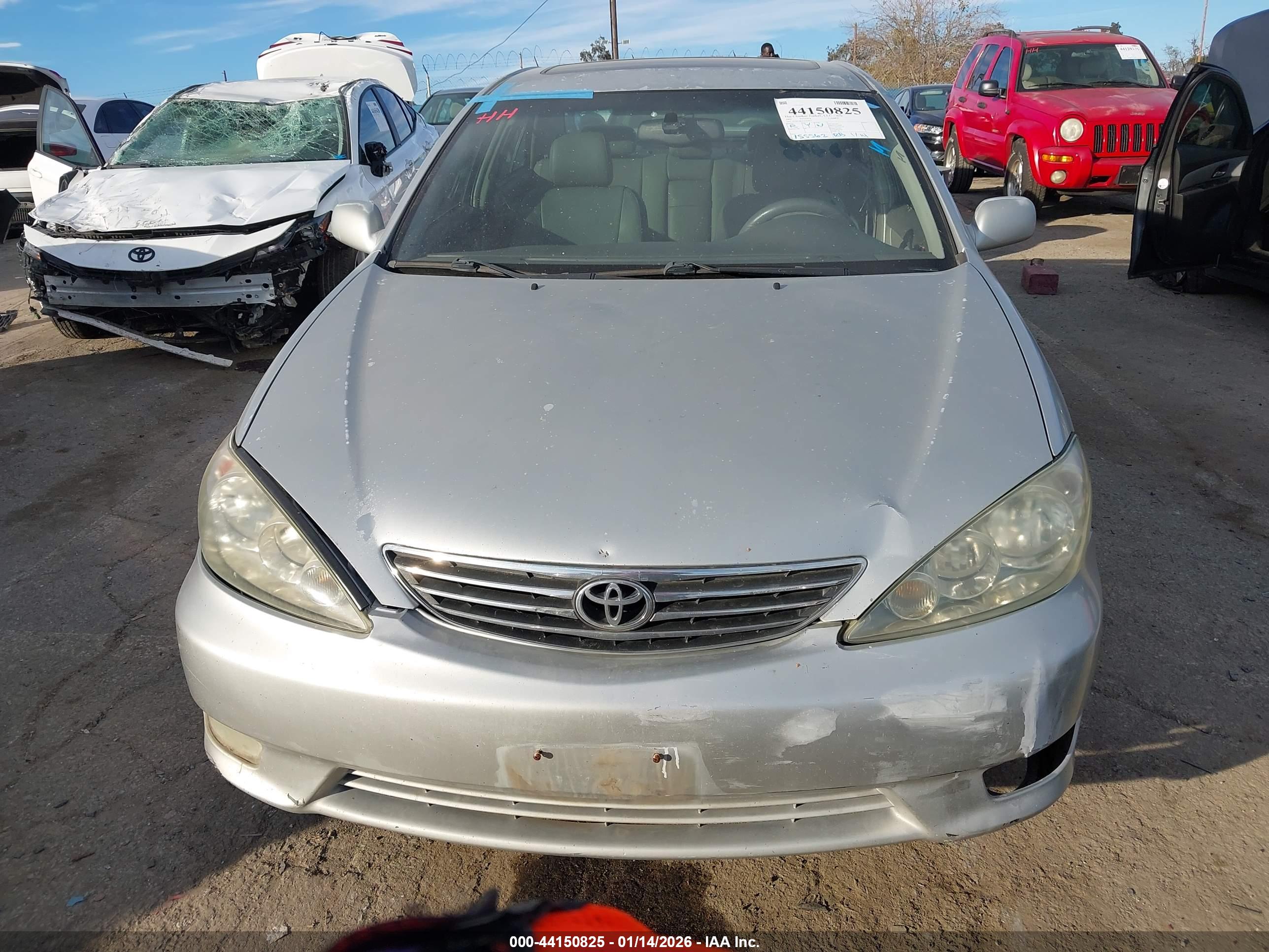TOYOTA CAMRY image 6