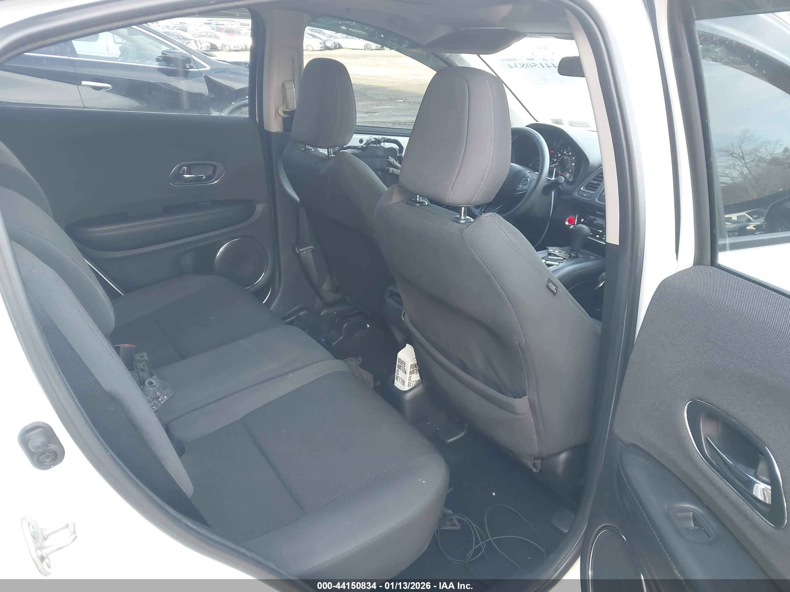 HONDA HR-V image 8