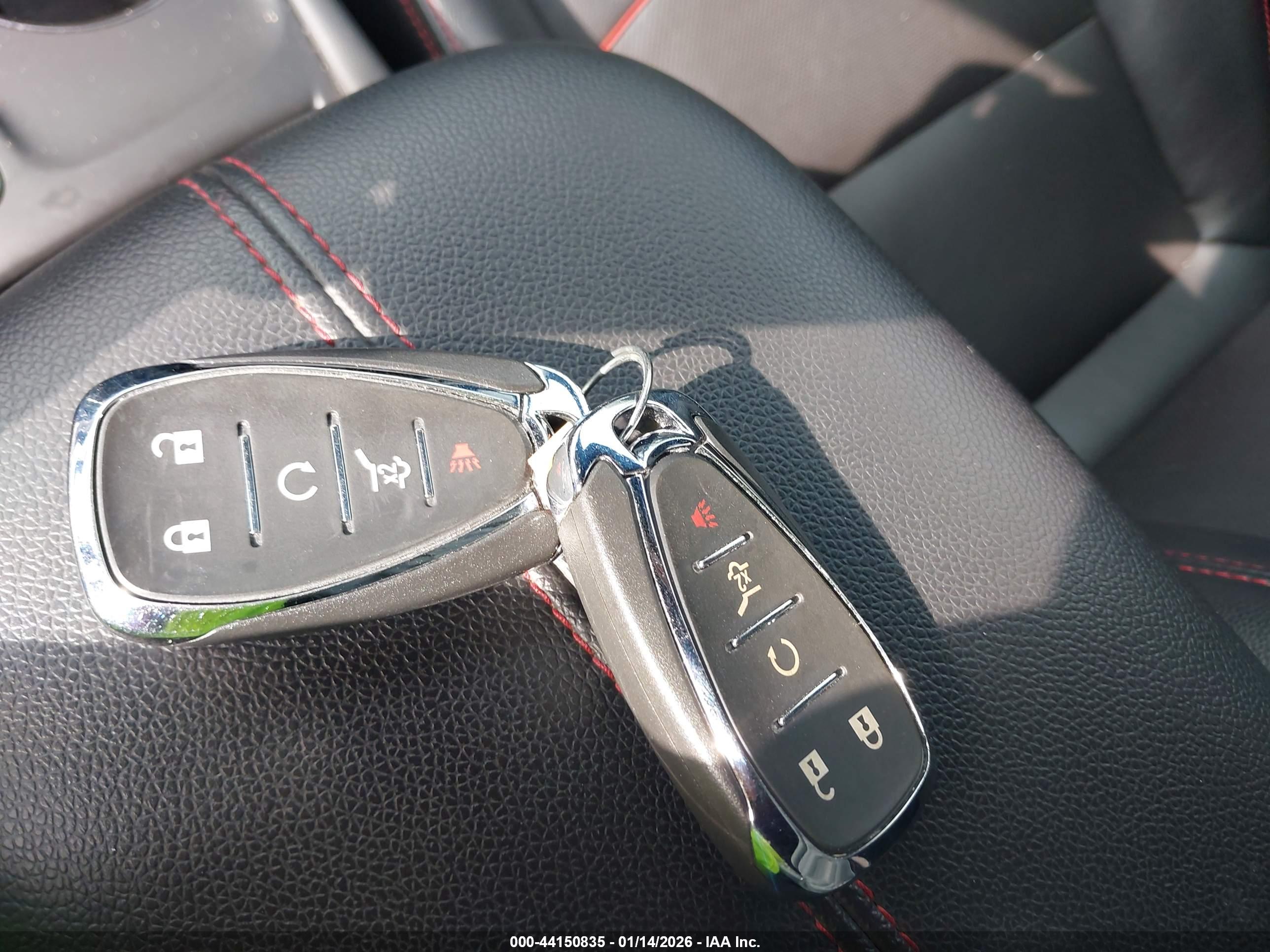 CHEVROLET EQUINOX image 11
