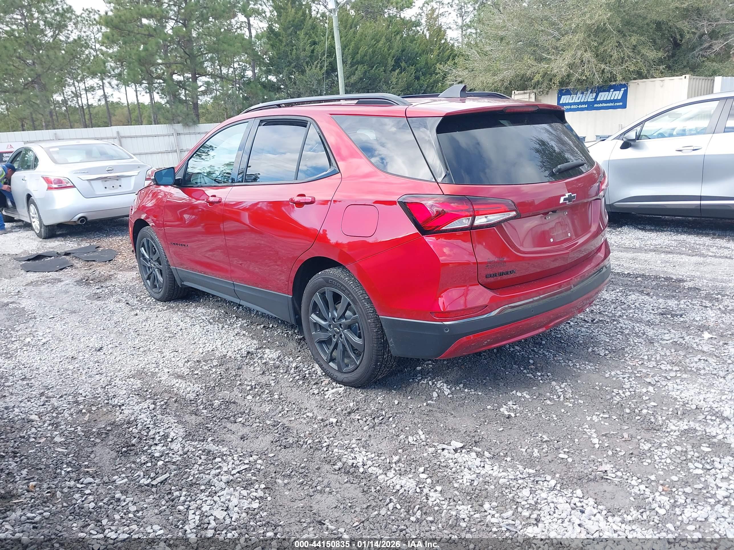 CHEVROLET EQUINOX image 3