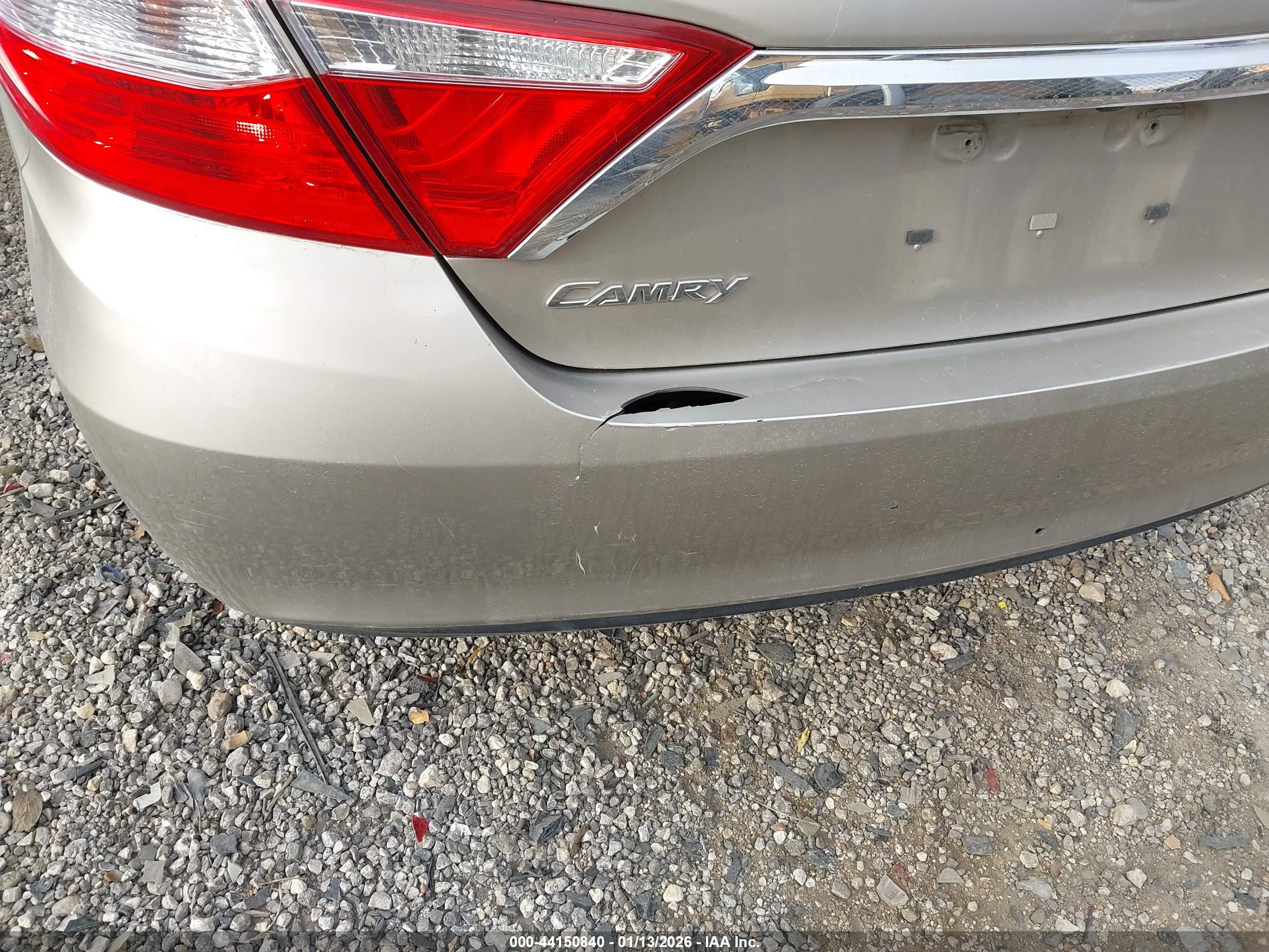 TOYOTA CAMRY image 6