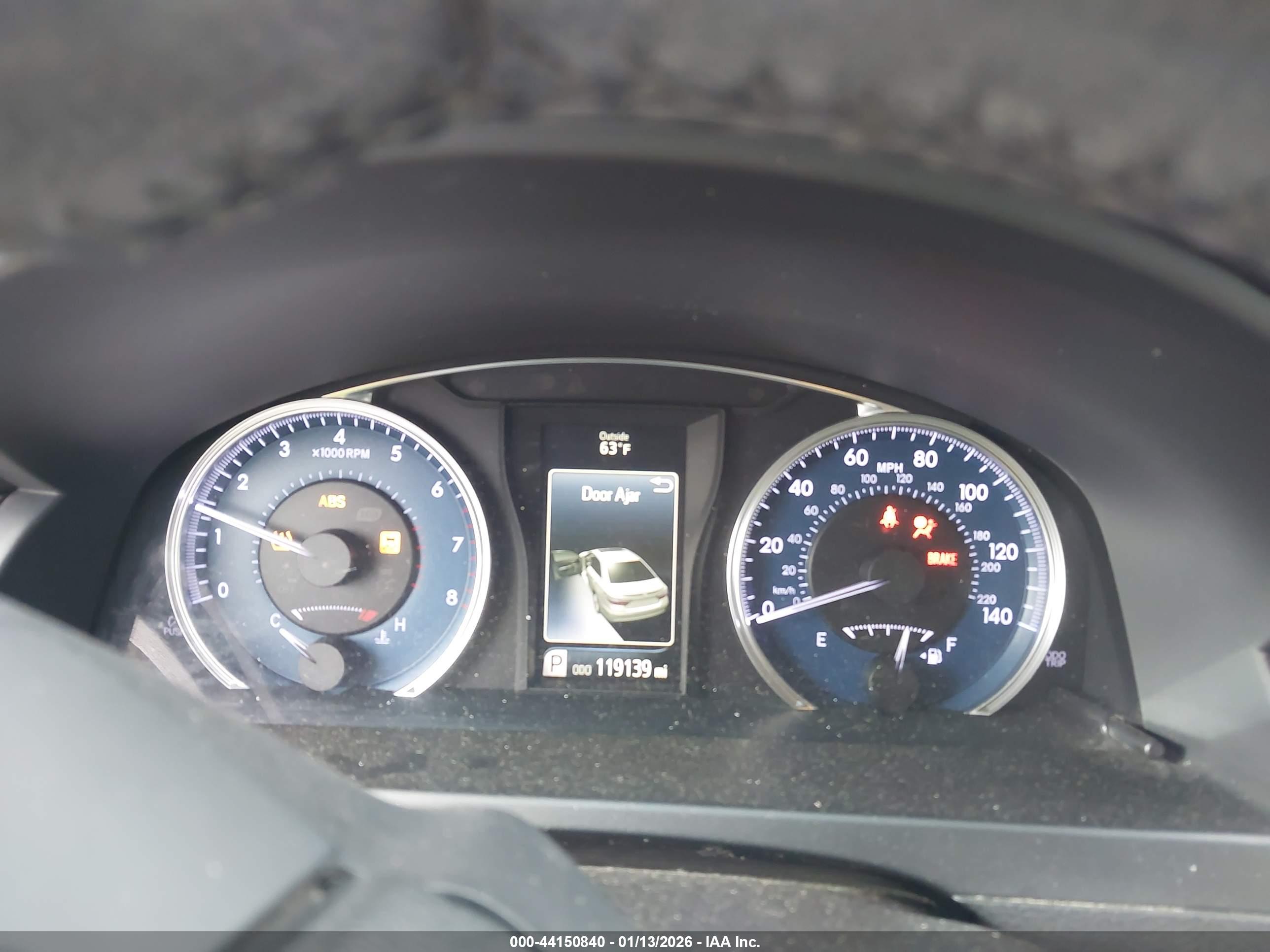 TOYOTA CAMRY image 7