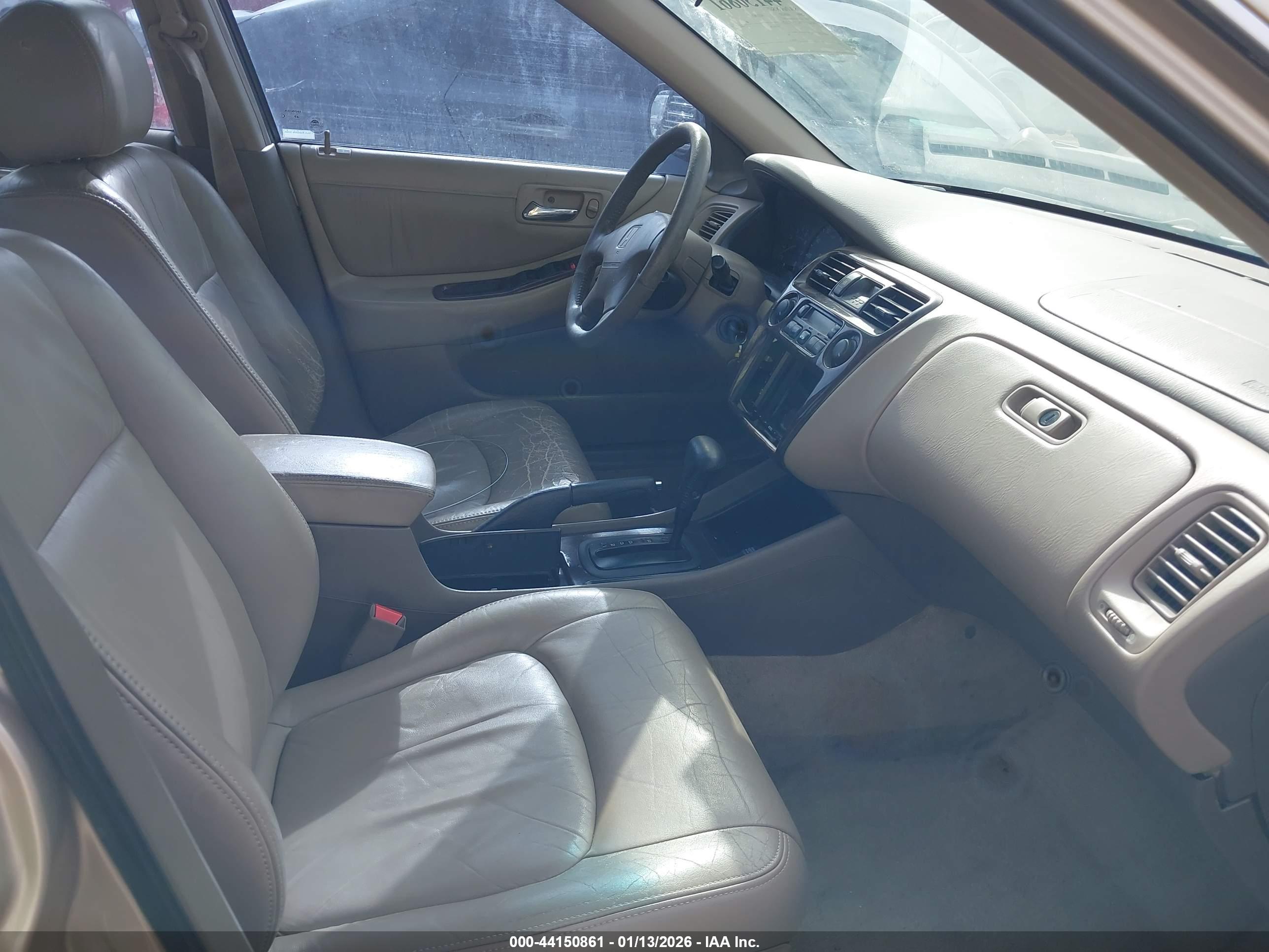 HONDA ACCORD image 5