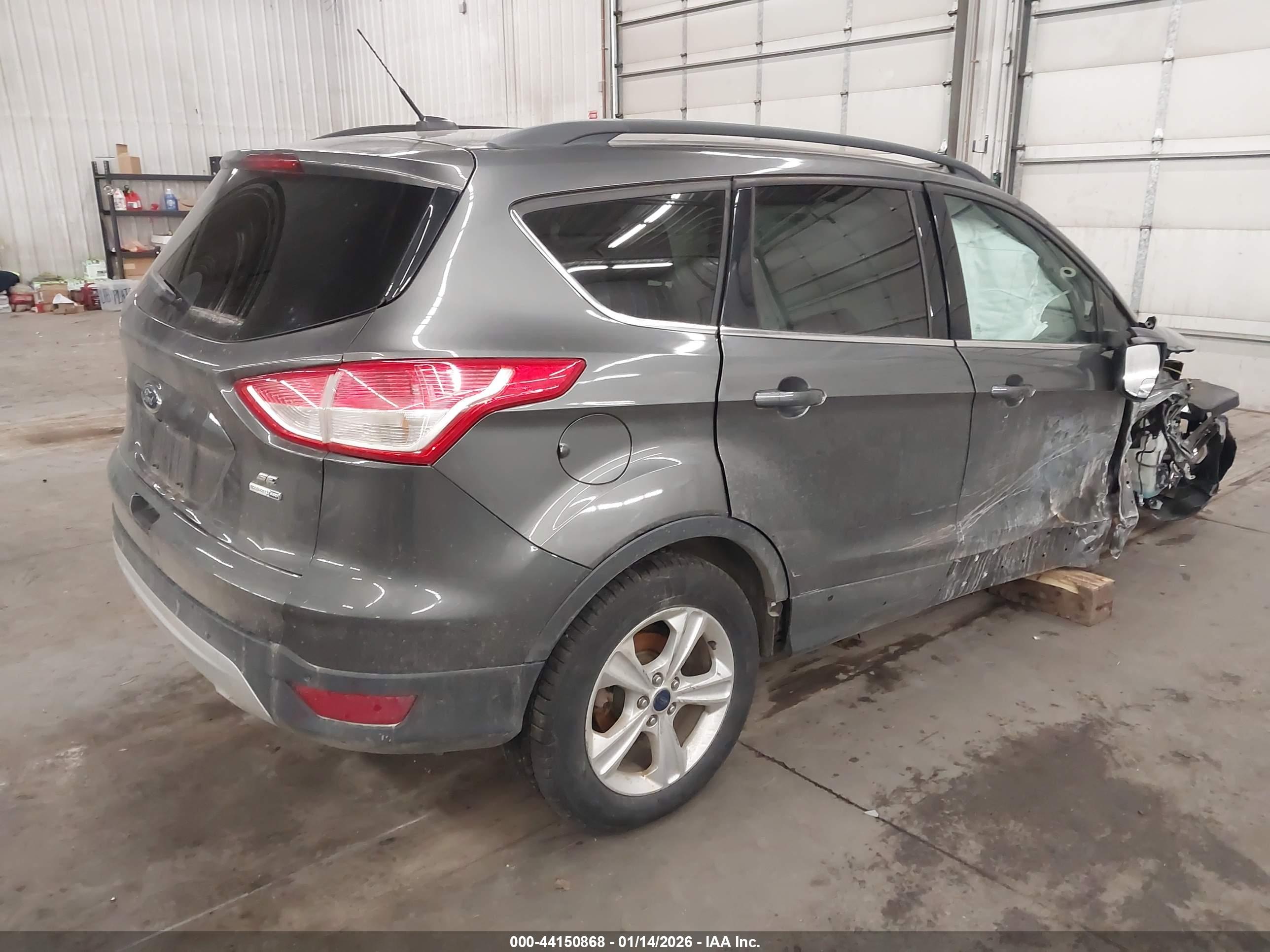 FORD ESCAPE image 4