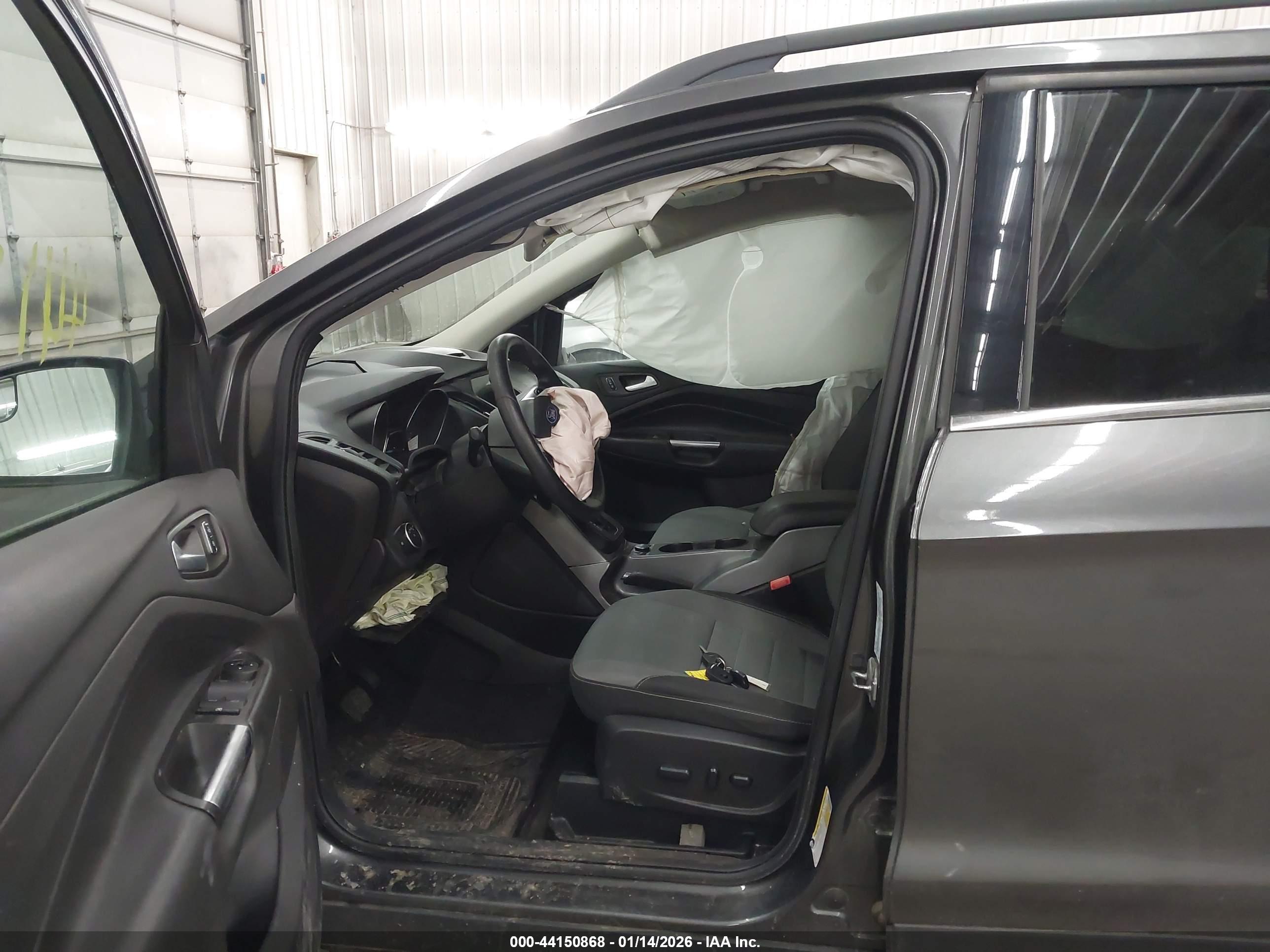 FORD ESCAPE image 5