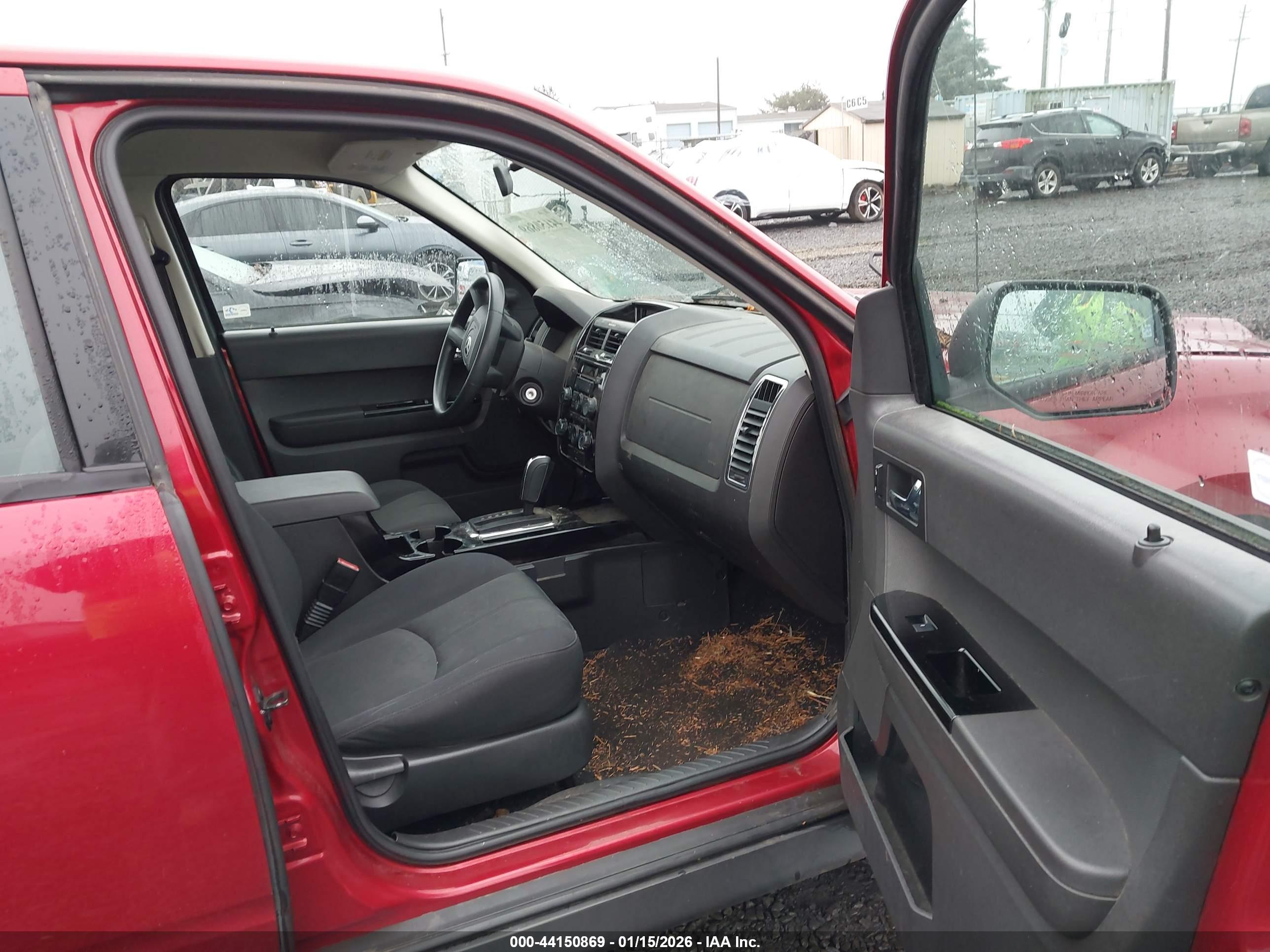 MAZDA TRIBUTE image 5