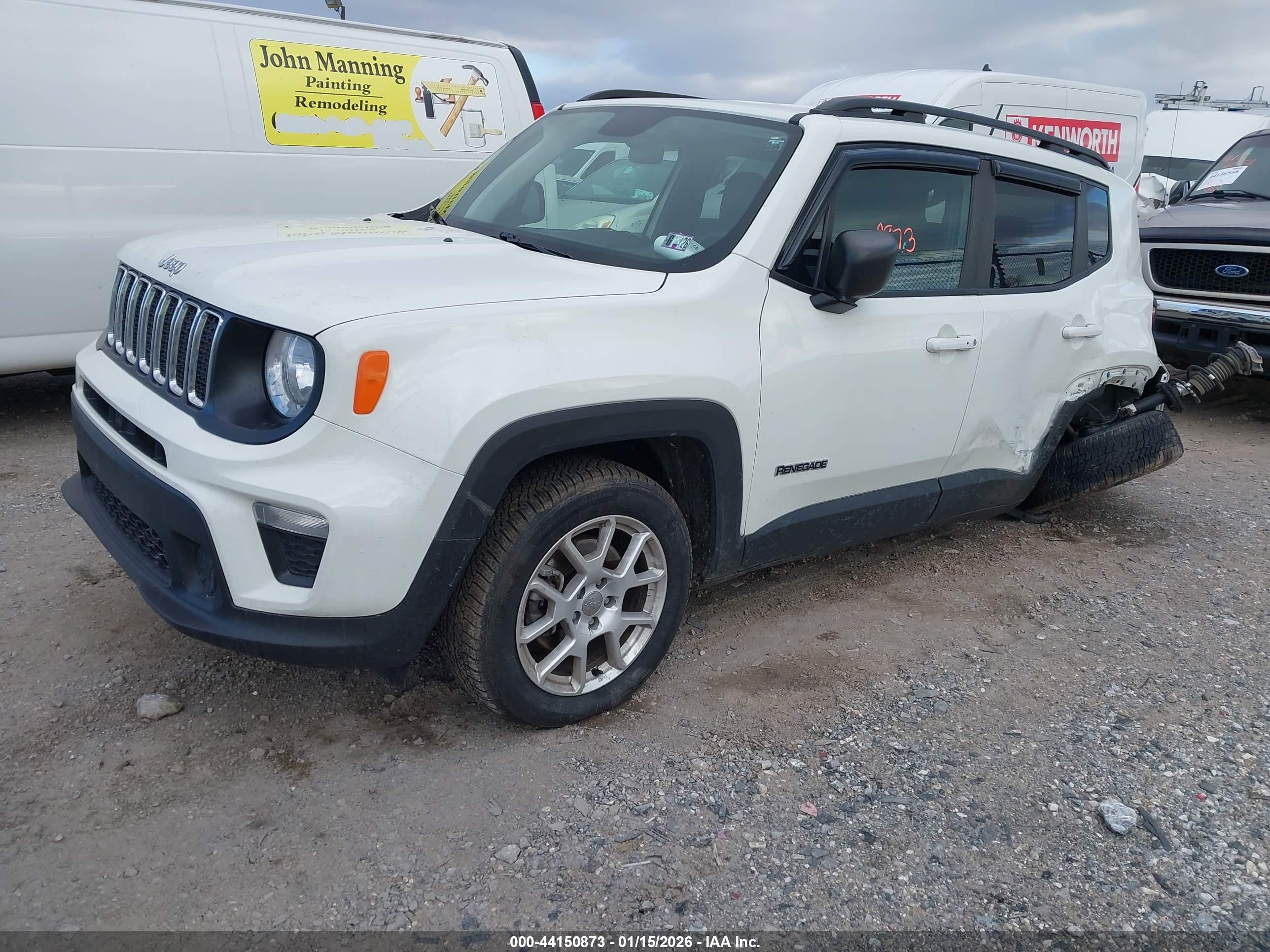 JEEP RENEGADE image 2