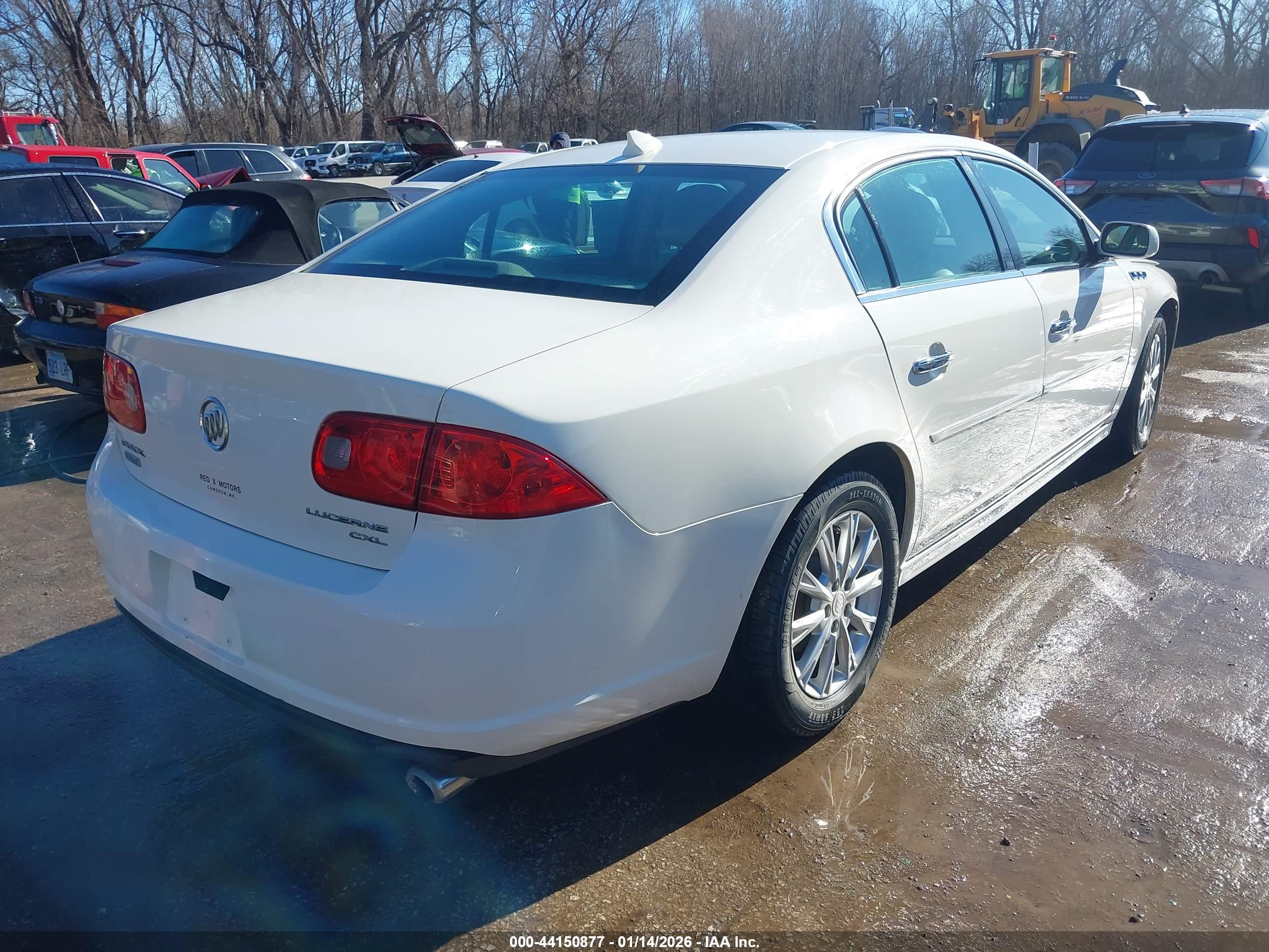 BUICK LUCERNE image 4