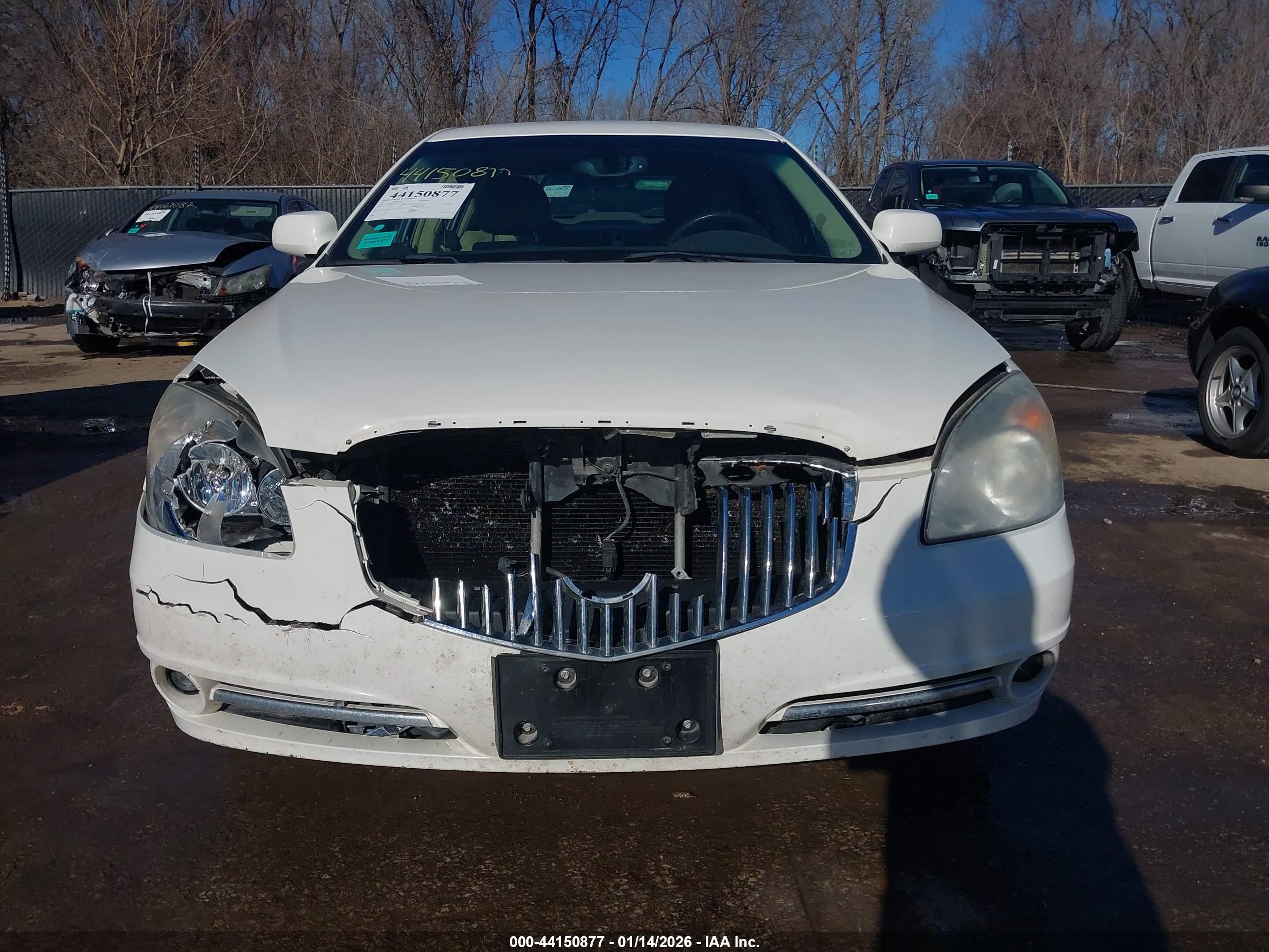 BUICK LUCERNE image 6