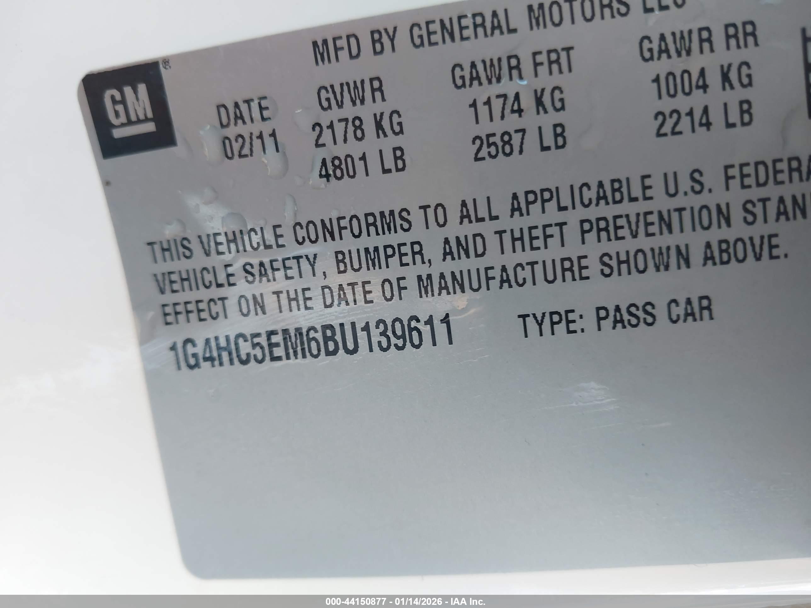 BUICK LUCERNE image 9
