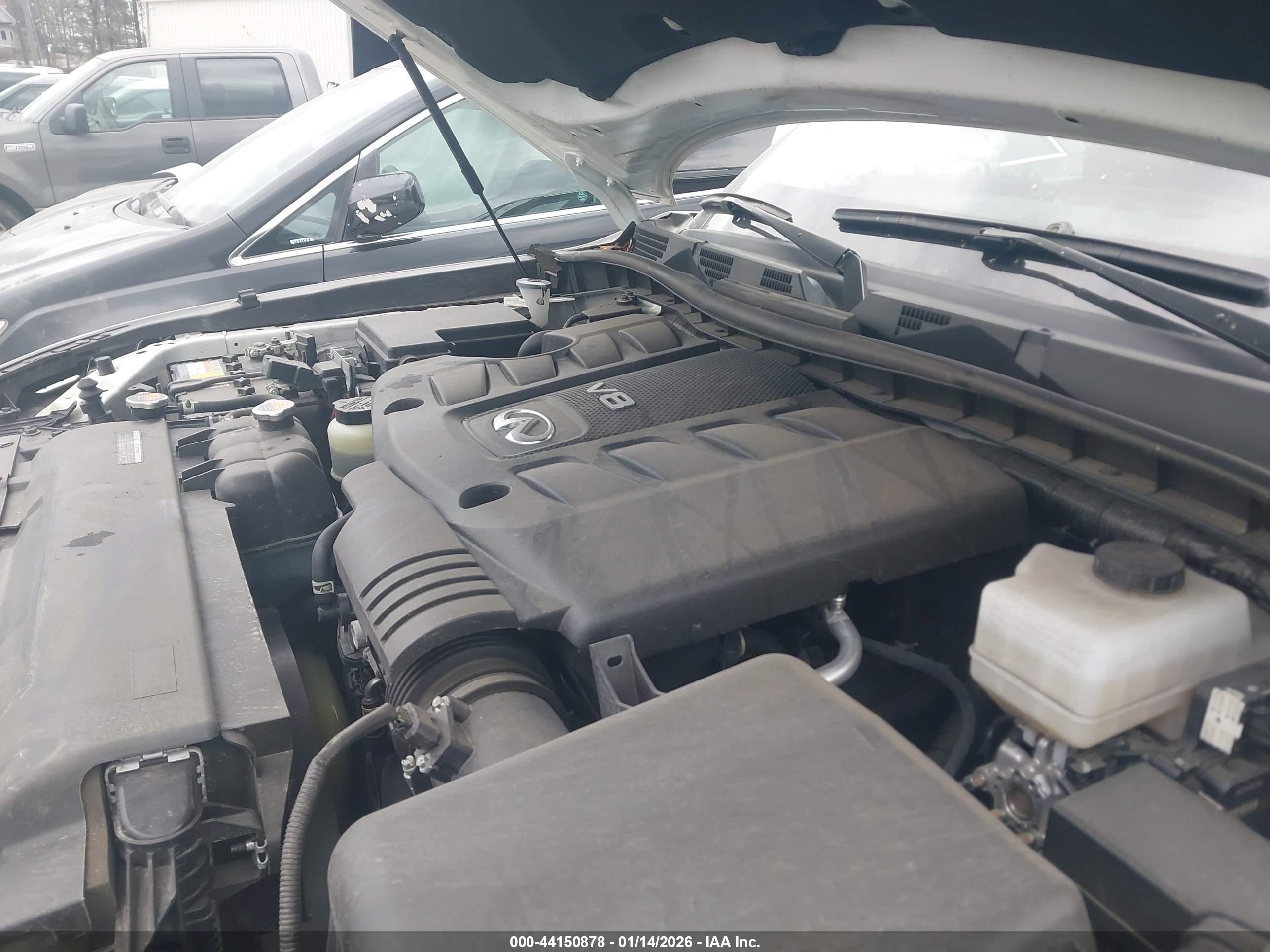 INFINITI QX80 image 10
