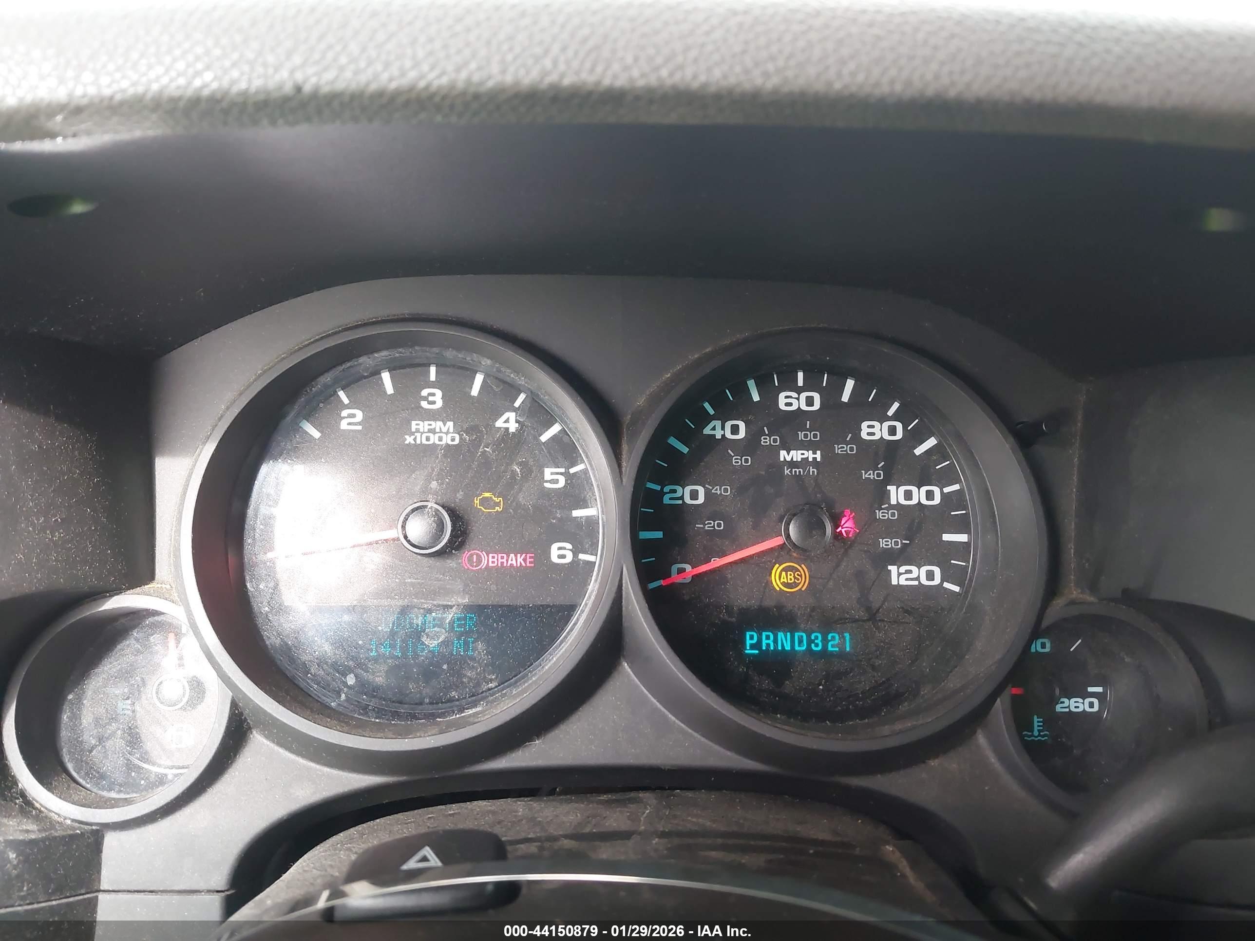 CHEVROLET SILVERADO image 7