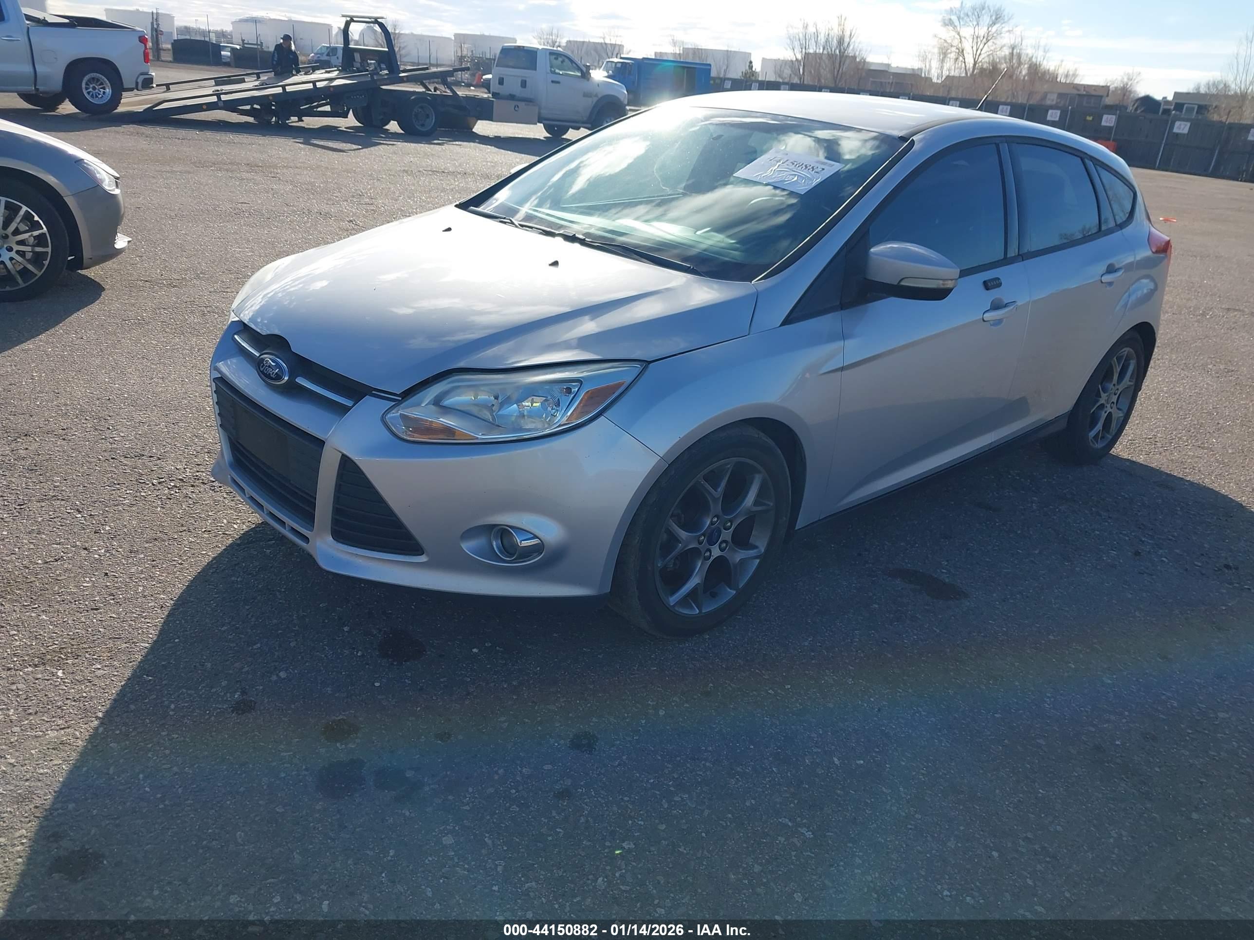 FORD FOCUS image 2