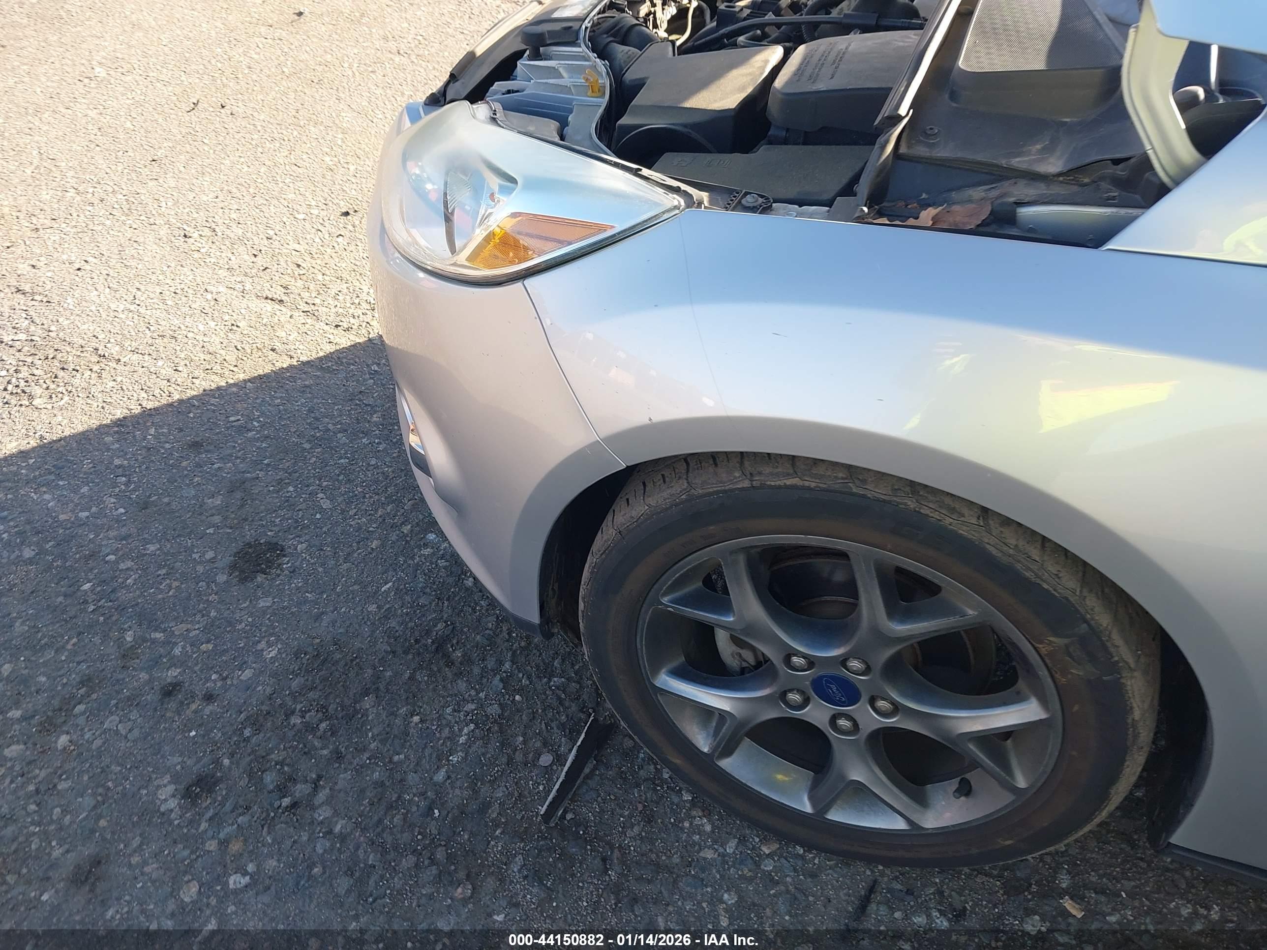 FORD FOCUS image 6