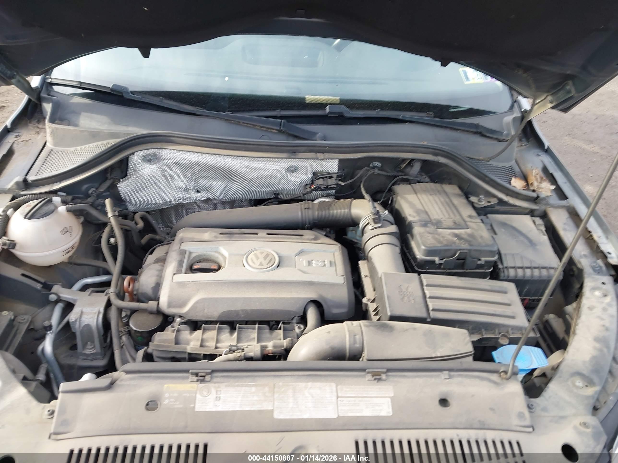 VOLKSWAGEN TIGUAN image 10