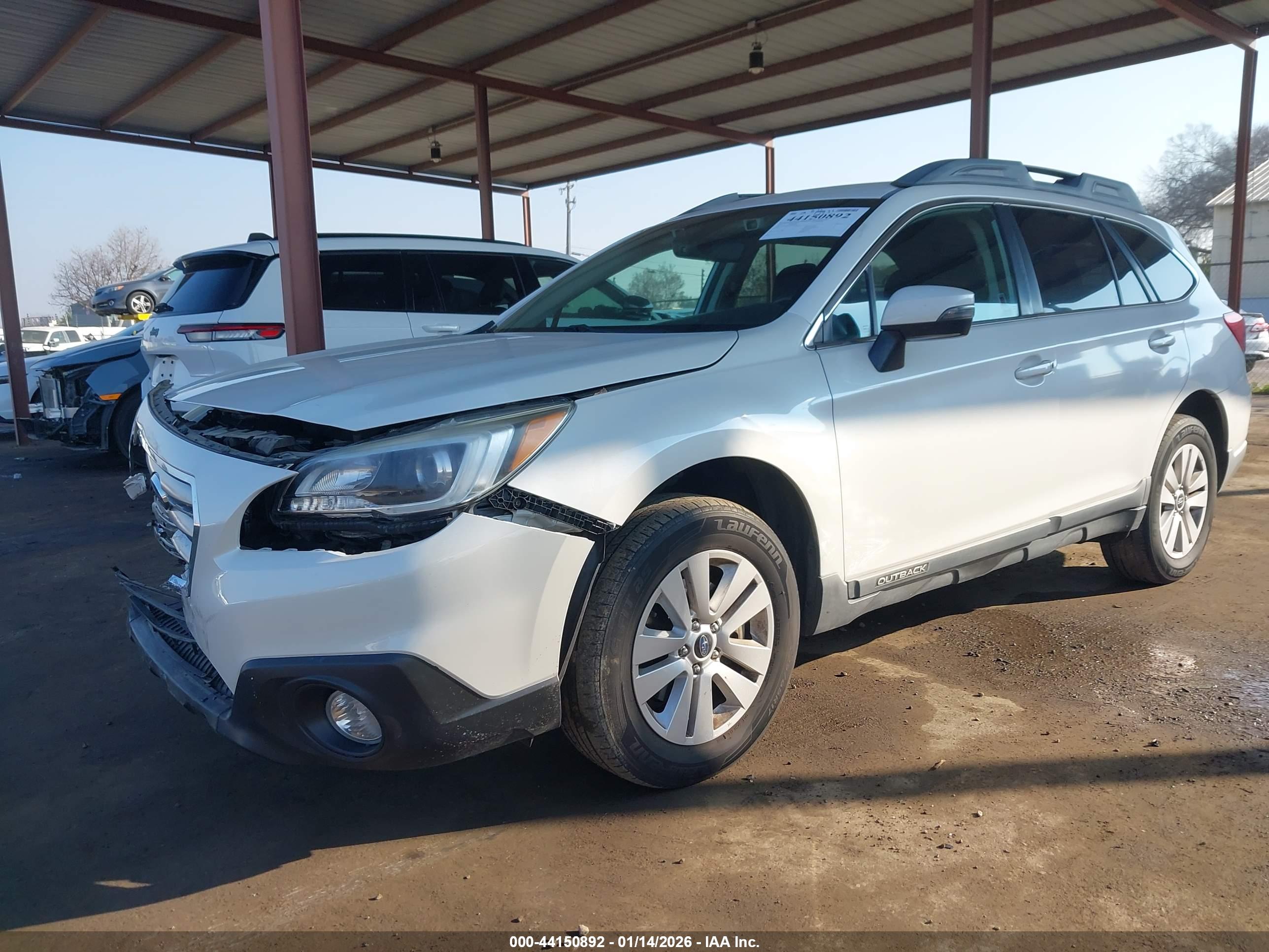 SUBARU OUTBACK image 2