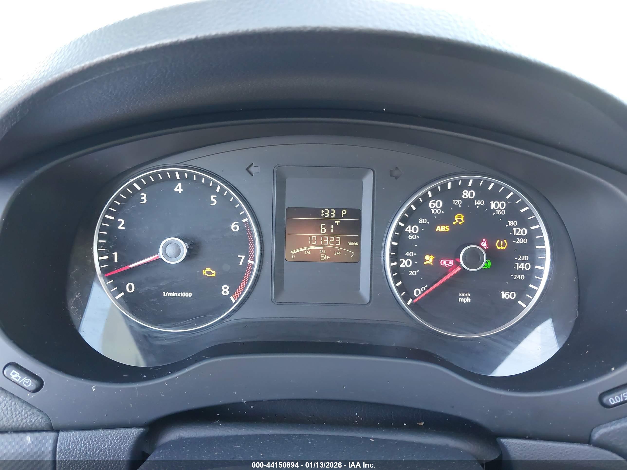VOLKSWAGEN JETTA image 7
