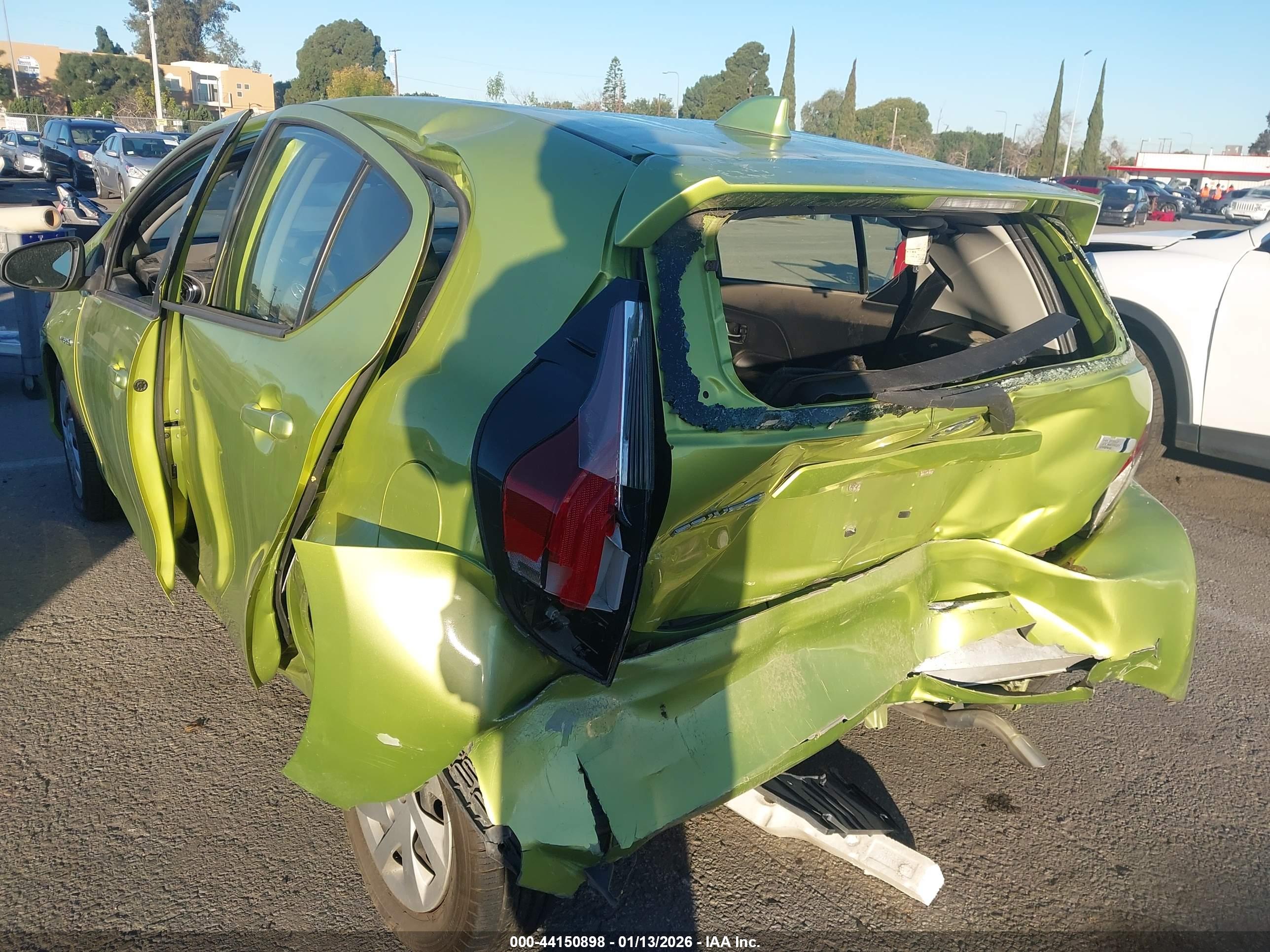 TOYOTA PRIUS image 3