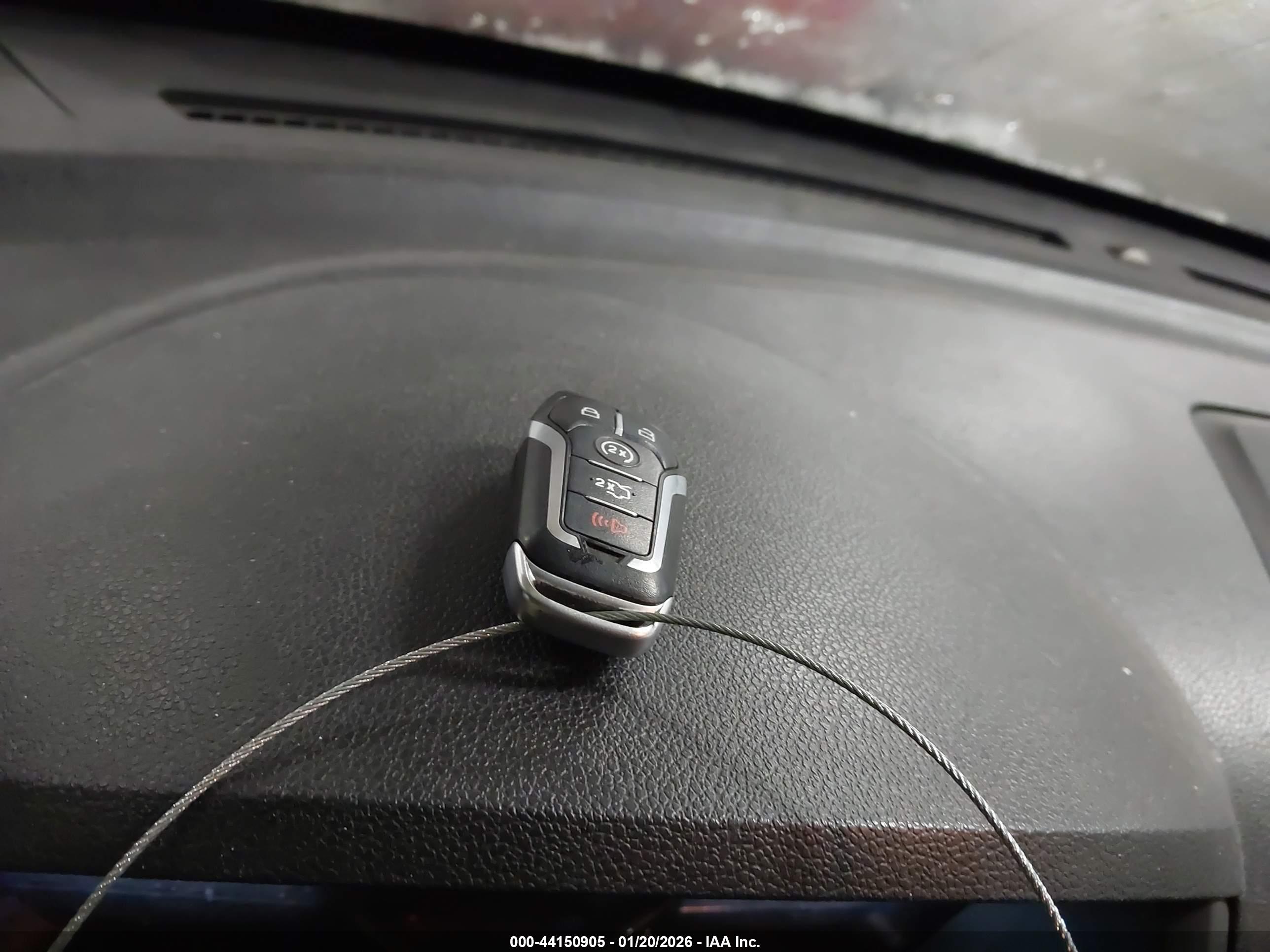 FORD EXPLORER image 11