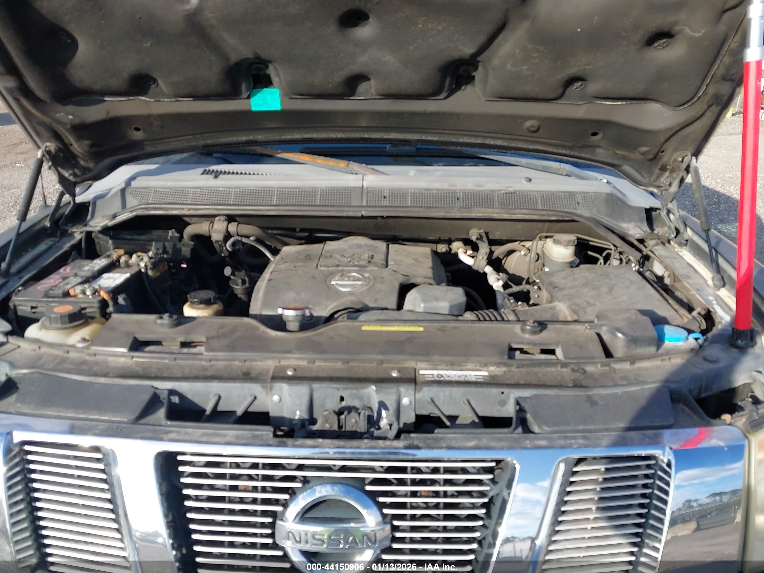 NISSAN TITAN image 10