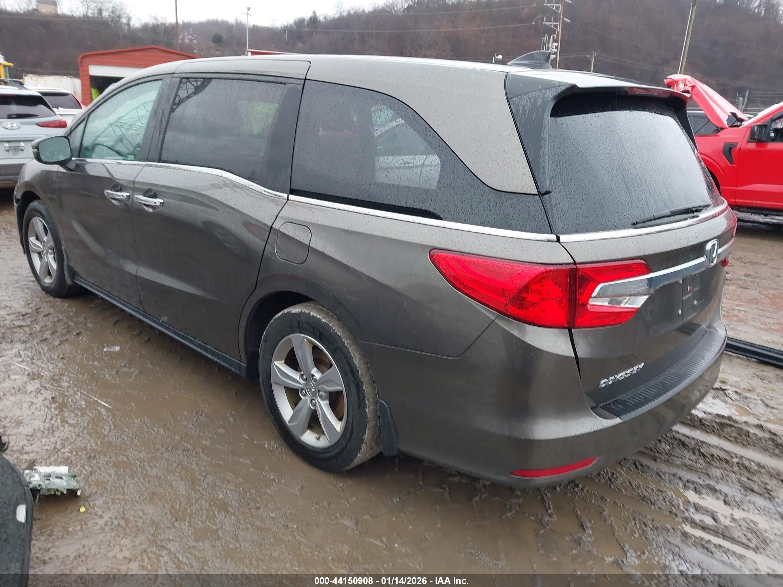 HONDA ODYSSEY image 3