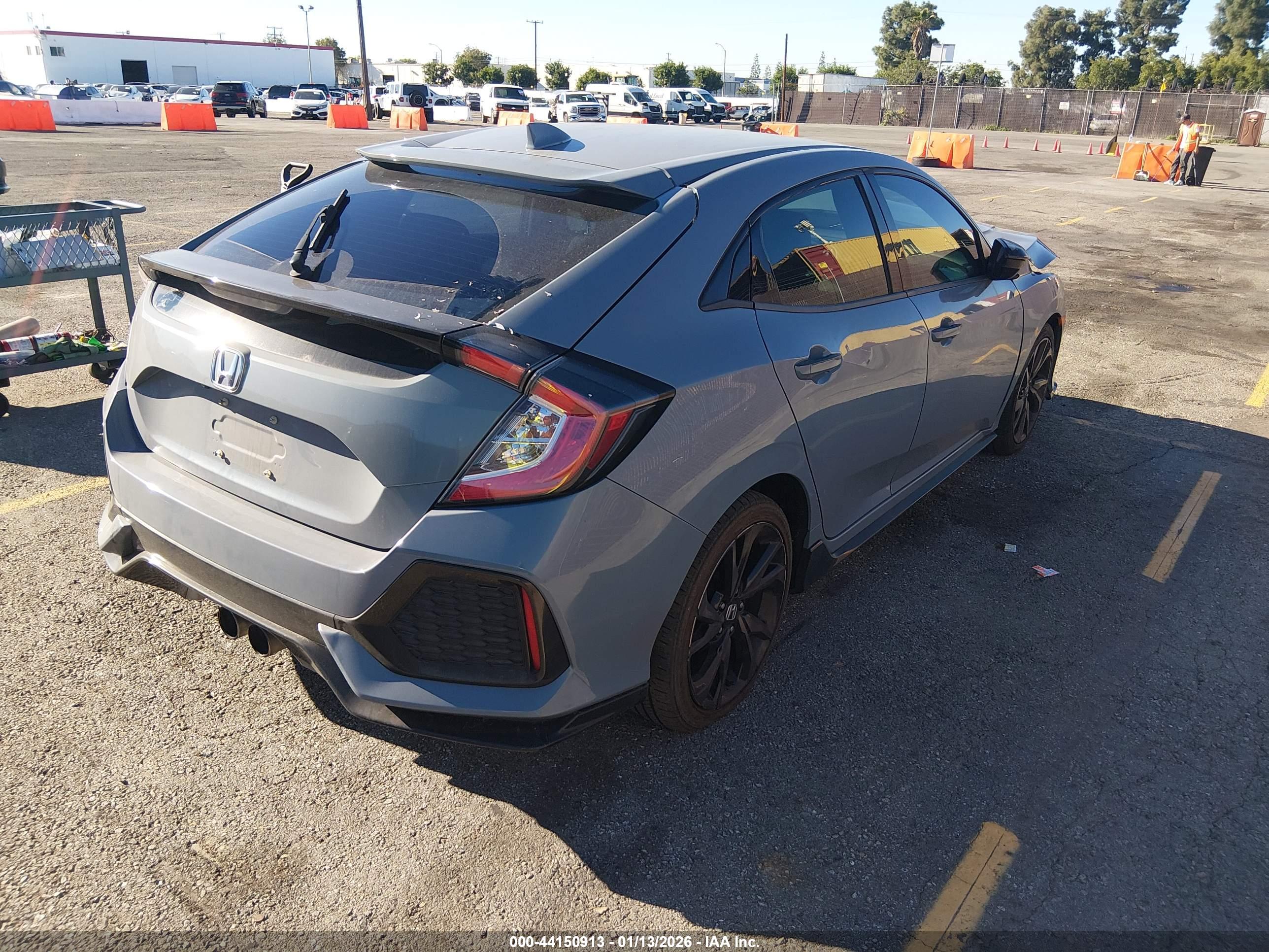 HONDA CIVIC image 4