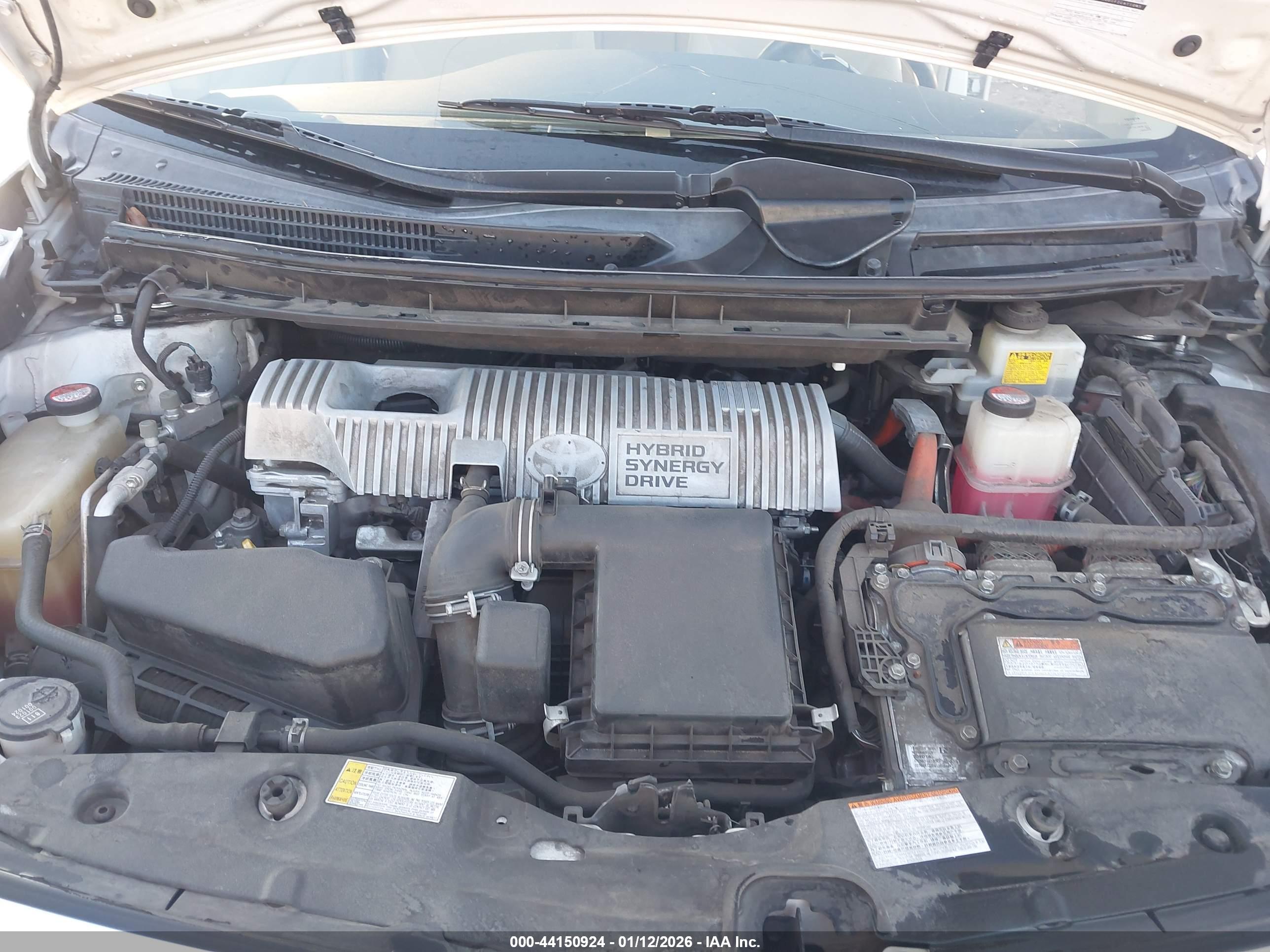 TOYOTA PRIUS image 10