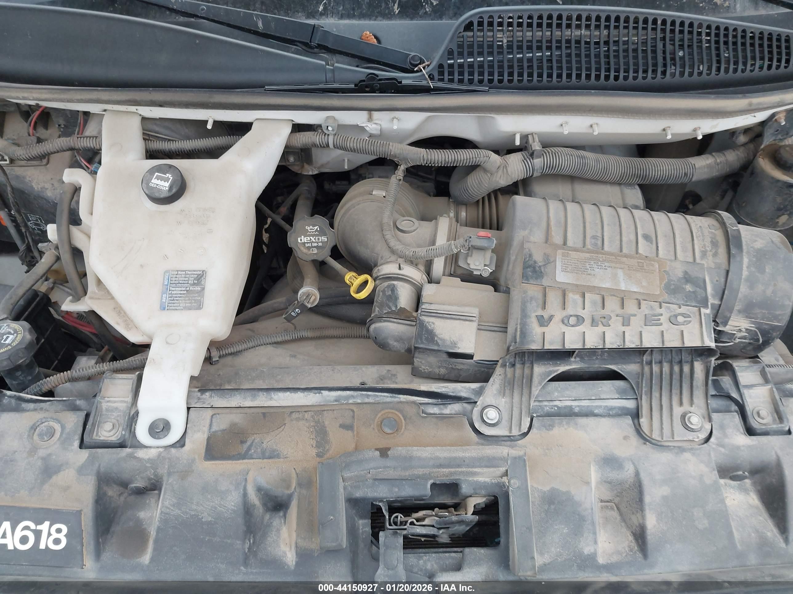 CHEVROLET EXPRESS image 10