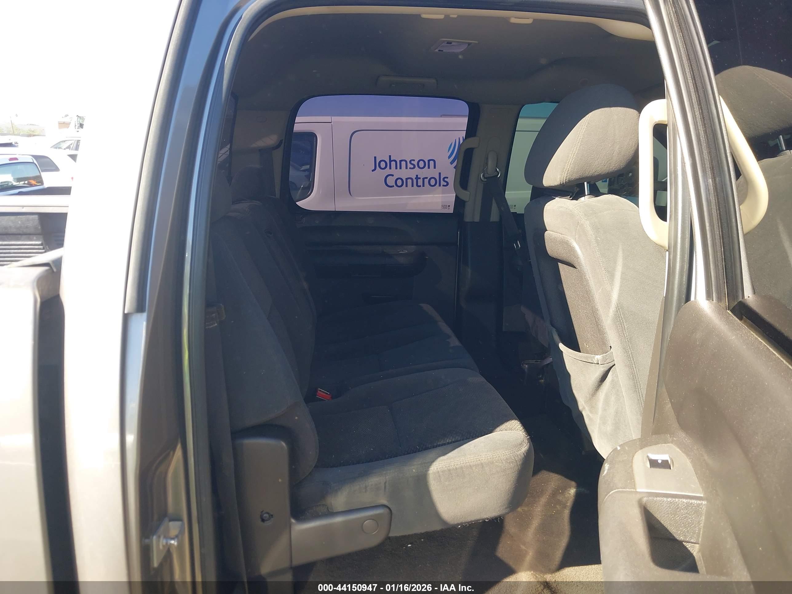 GMC SIERRA image 8