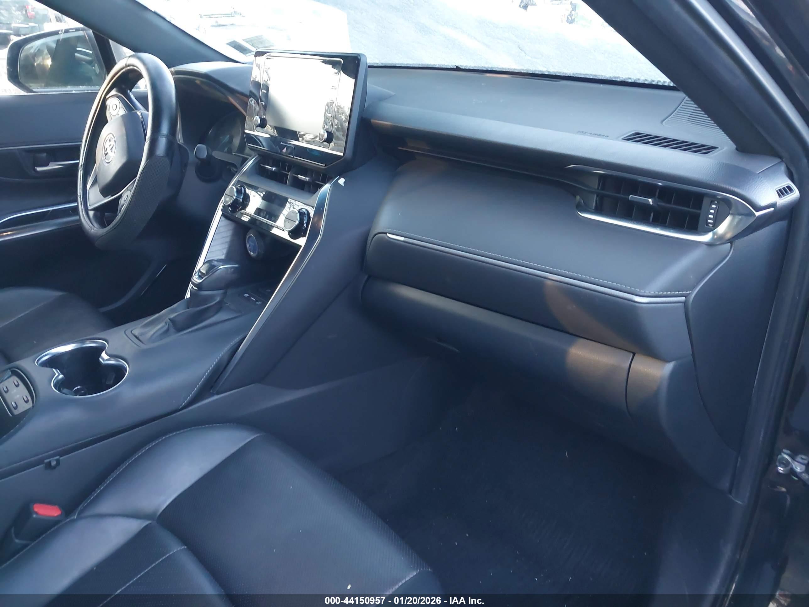TOYOTA VENZA image 5