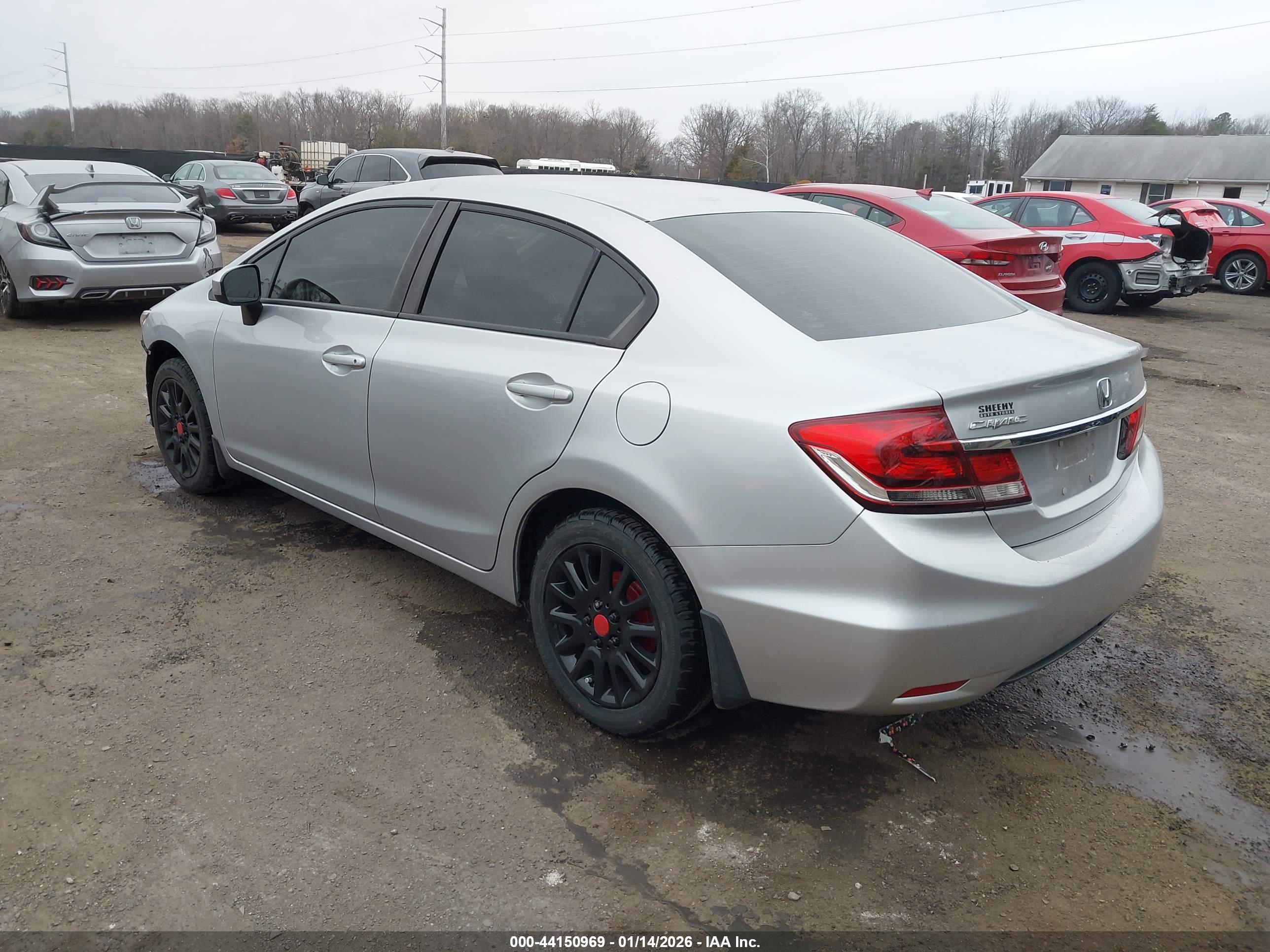 HONDA CIVIC image 3