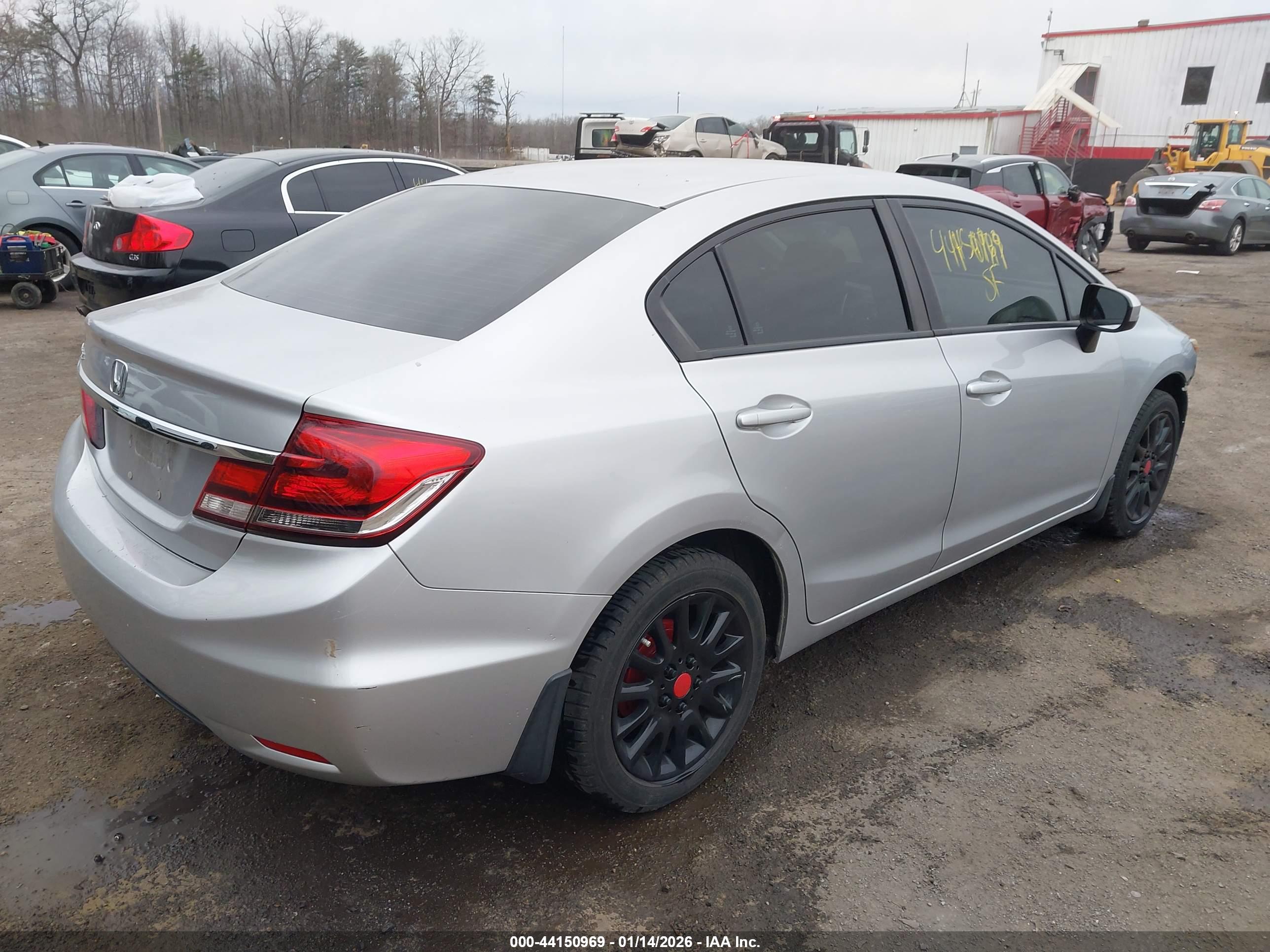 HONDA CIVIC image 4