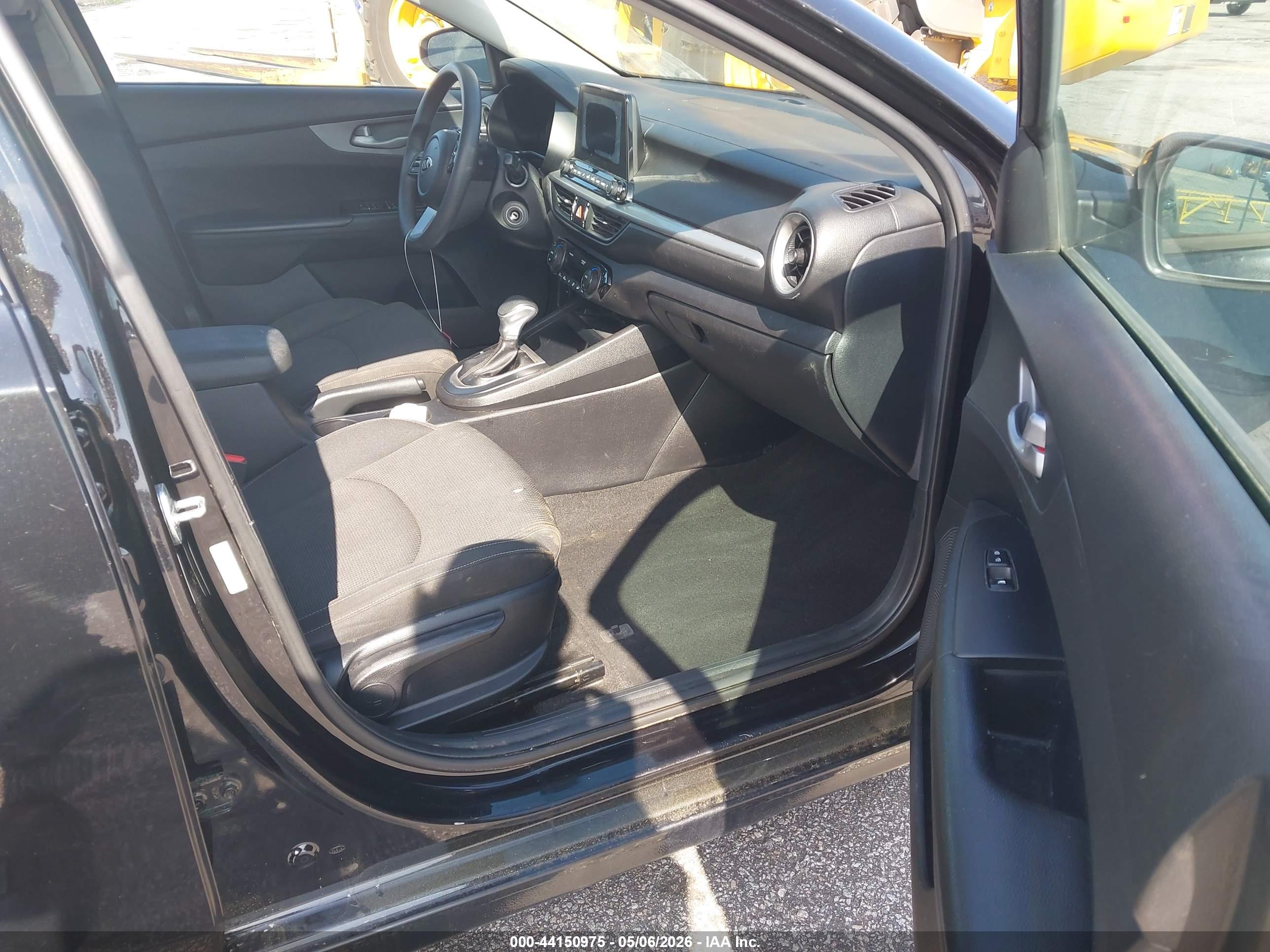 KIA FORTE image 5