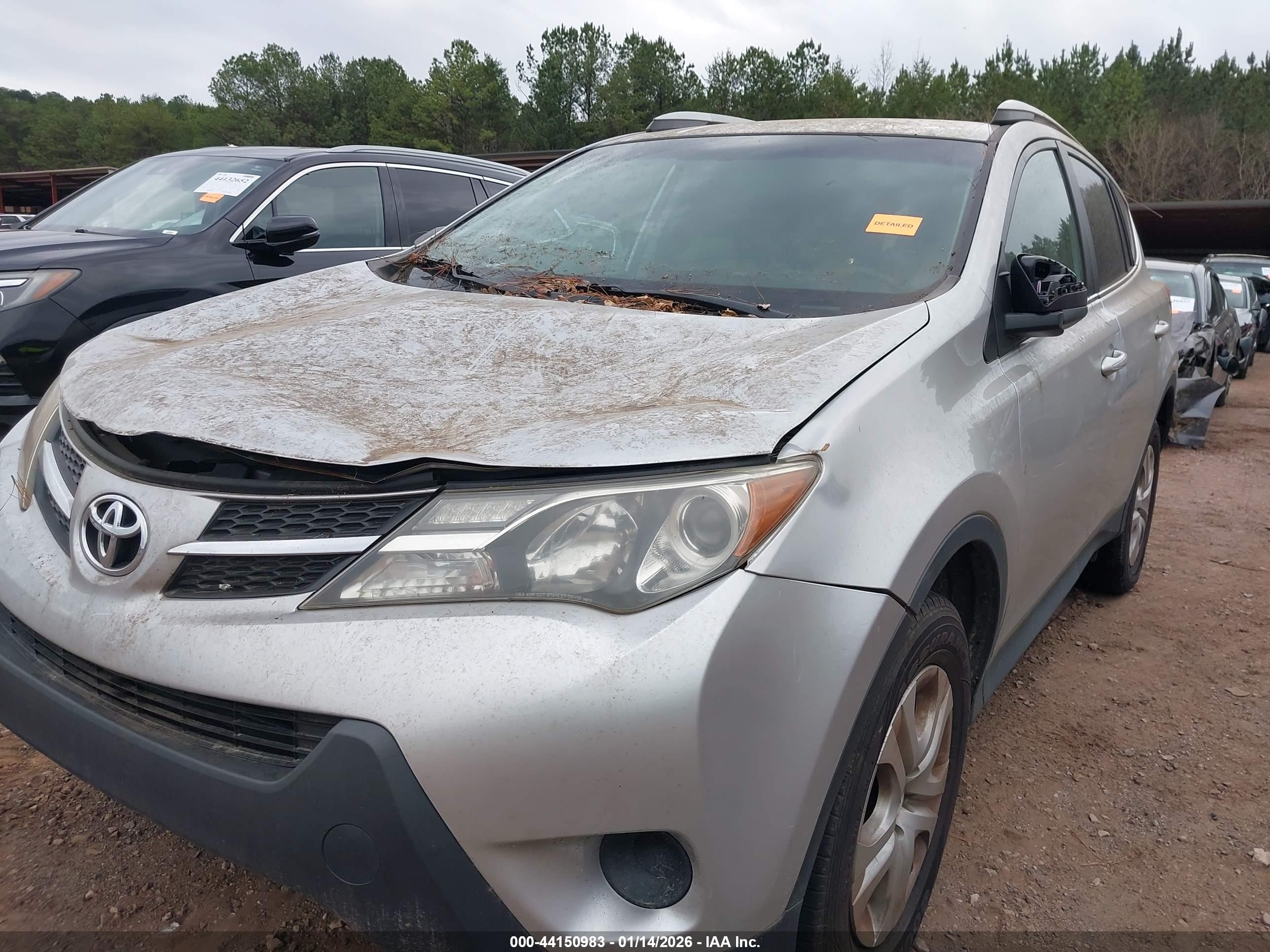 TOYOTA RAV4 image 6