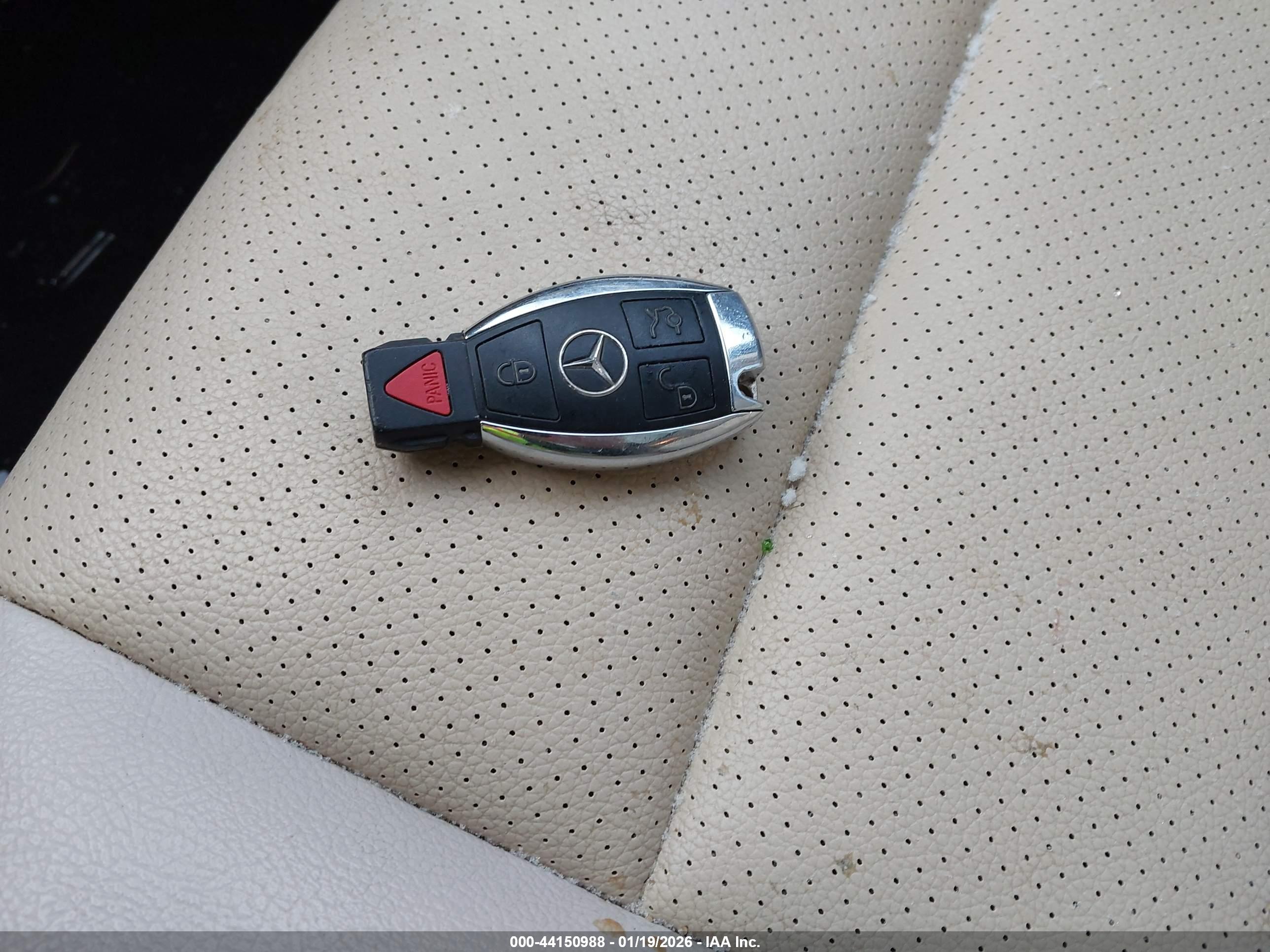 MERCEDES-BENZ GLK image 11
